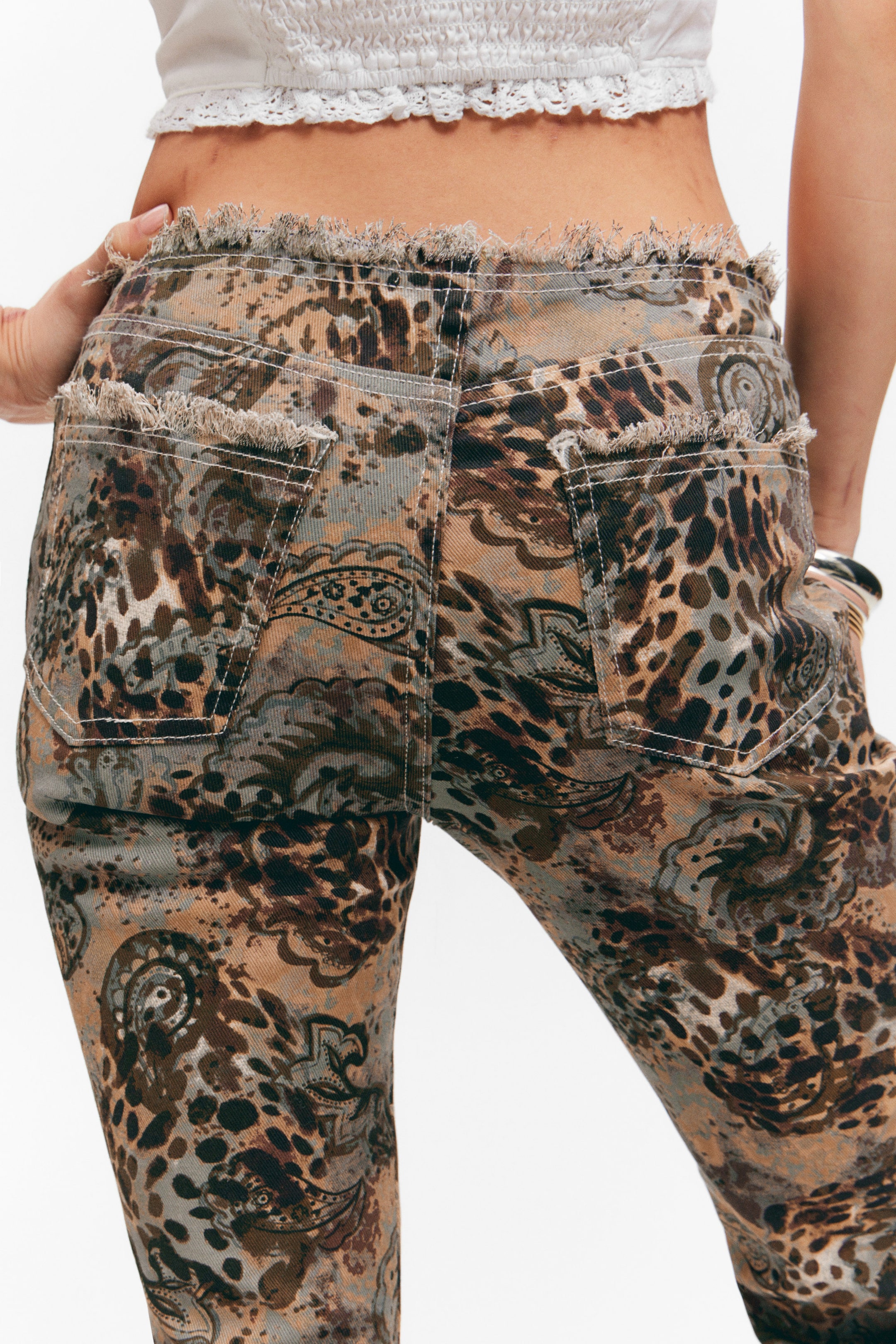 Paisley Patterned - Frayed Low Waist Twill Trousers - 3