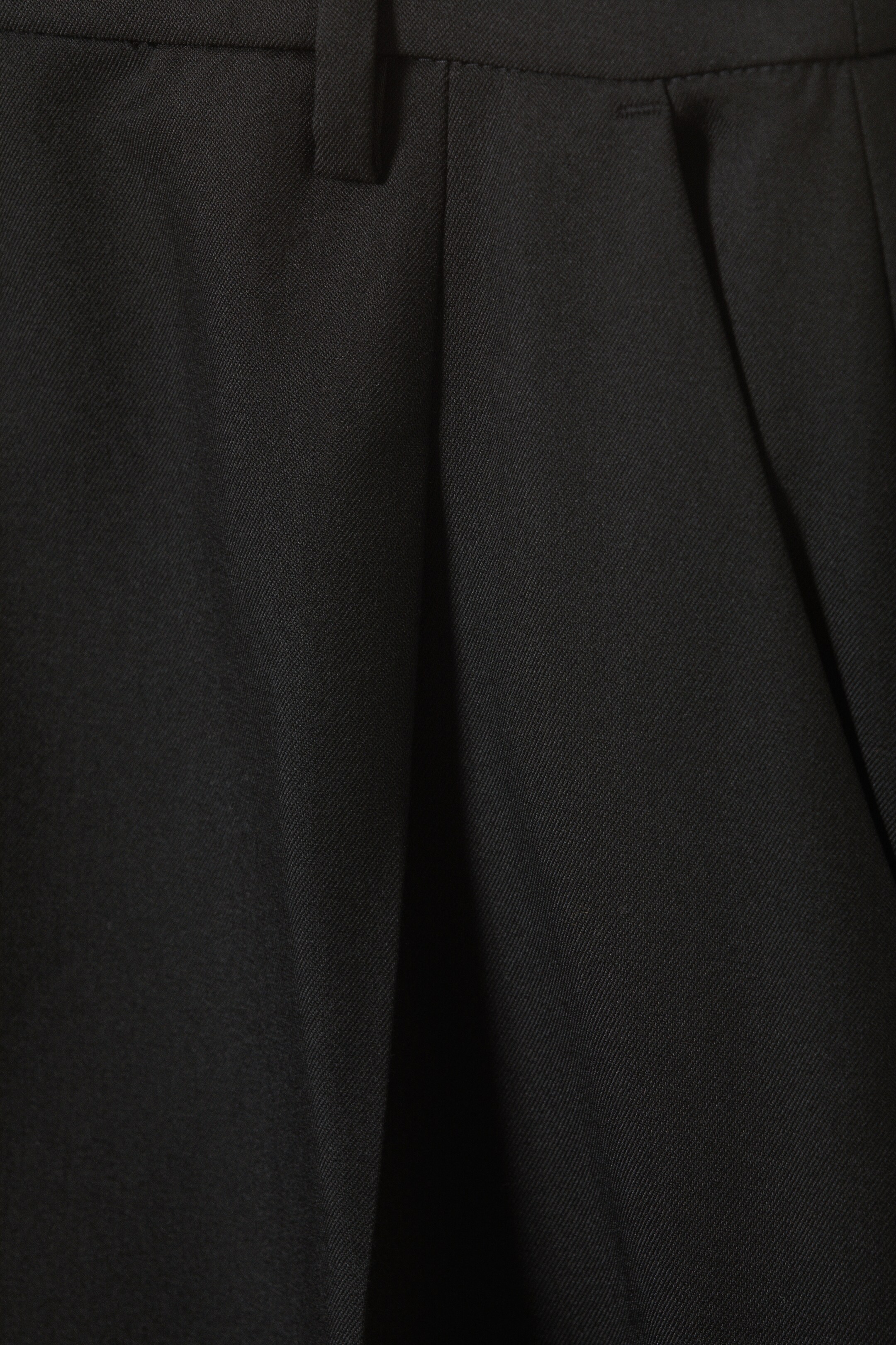 Agrandir l'image: Pantalon tailleur plissé taille haute jambe large - Noir - FEMME | H&M BE 5