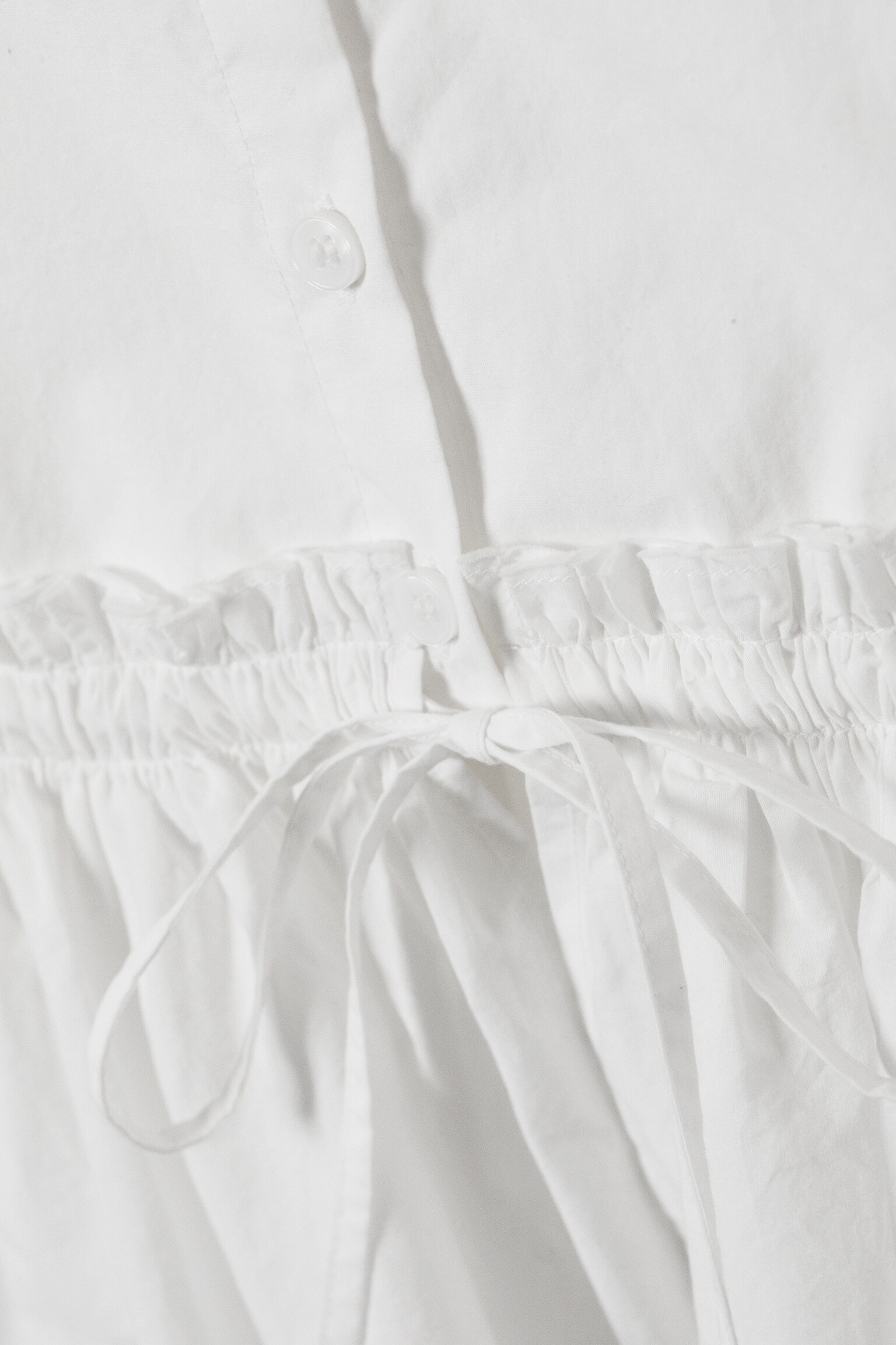 Peplum-bluse i bomuldspoplin - Hvid/Kakigrøn - 3