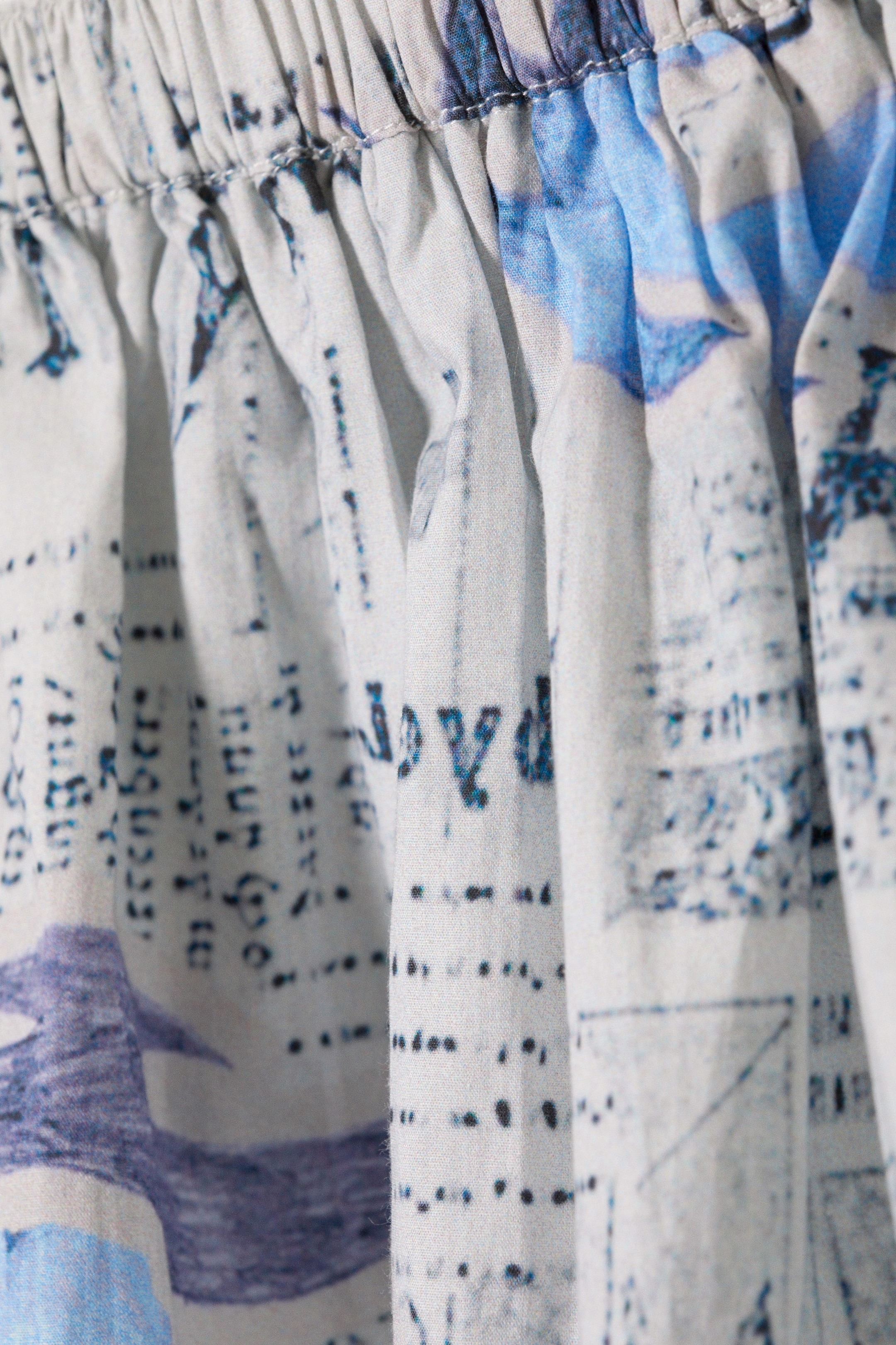 White Newspaper/Blue Flame - Balloon Mini Cotton Skirt - 5