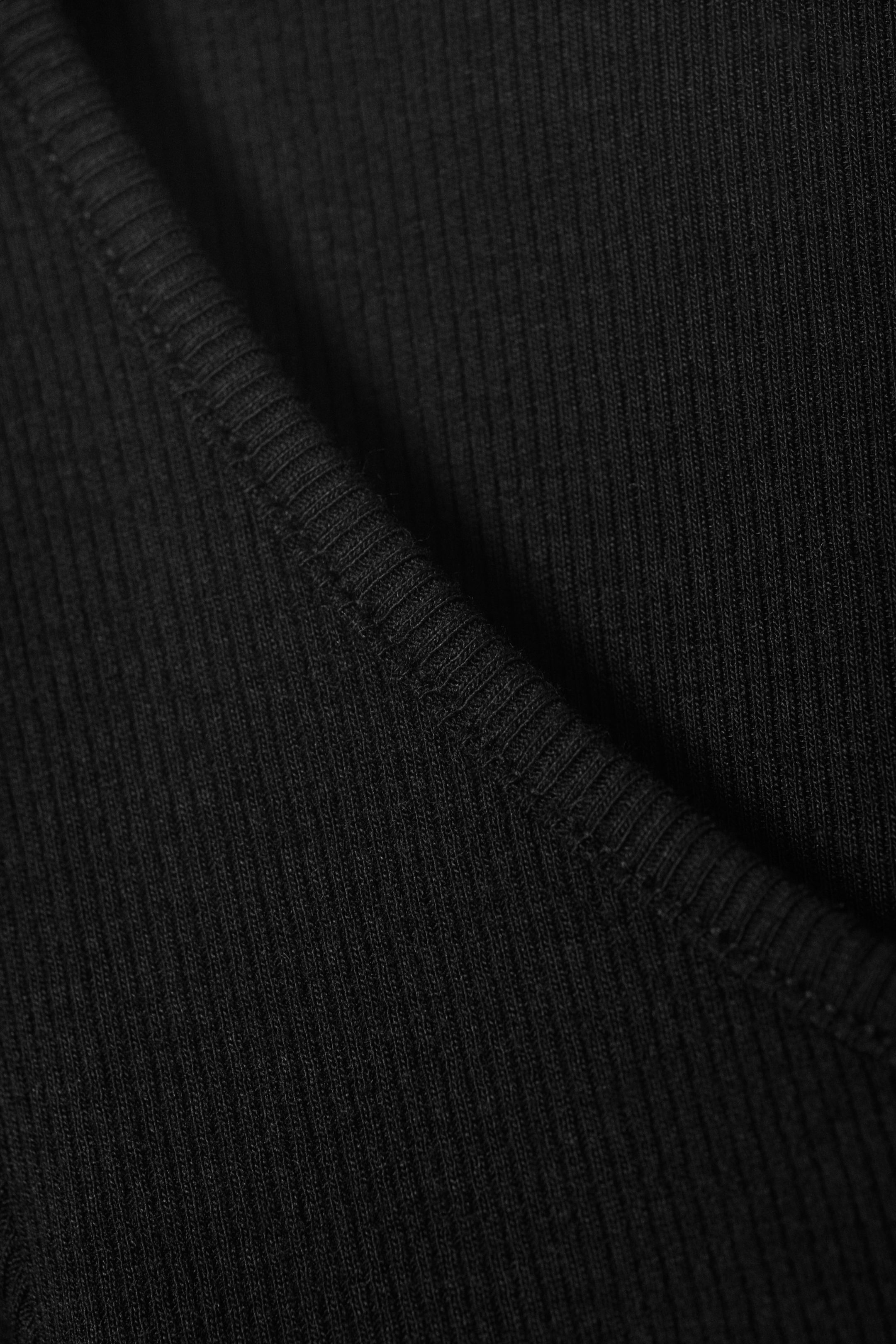 Black - Ribbed Mini Henley Top - 1