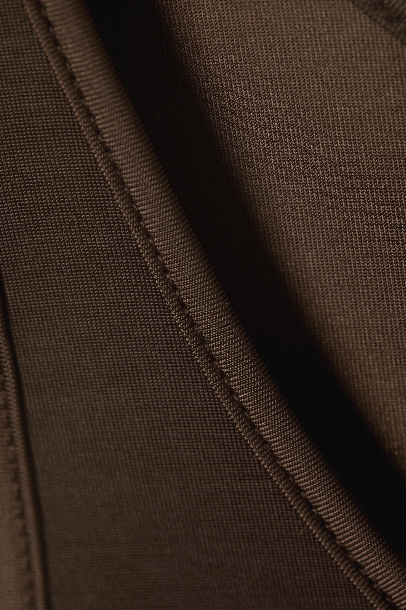 Mini-Trägerkleid aus Jersey - Dunkelbraun/Khakigrün/Knallrot - 5