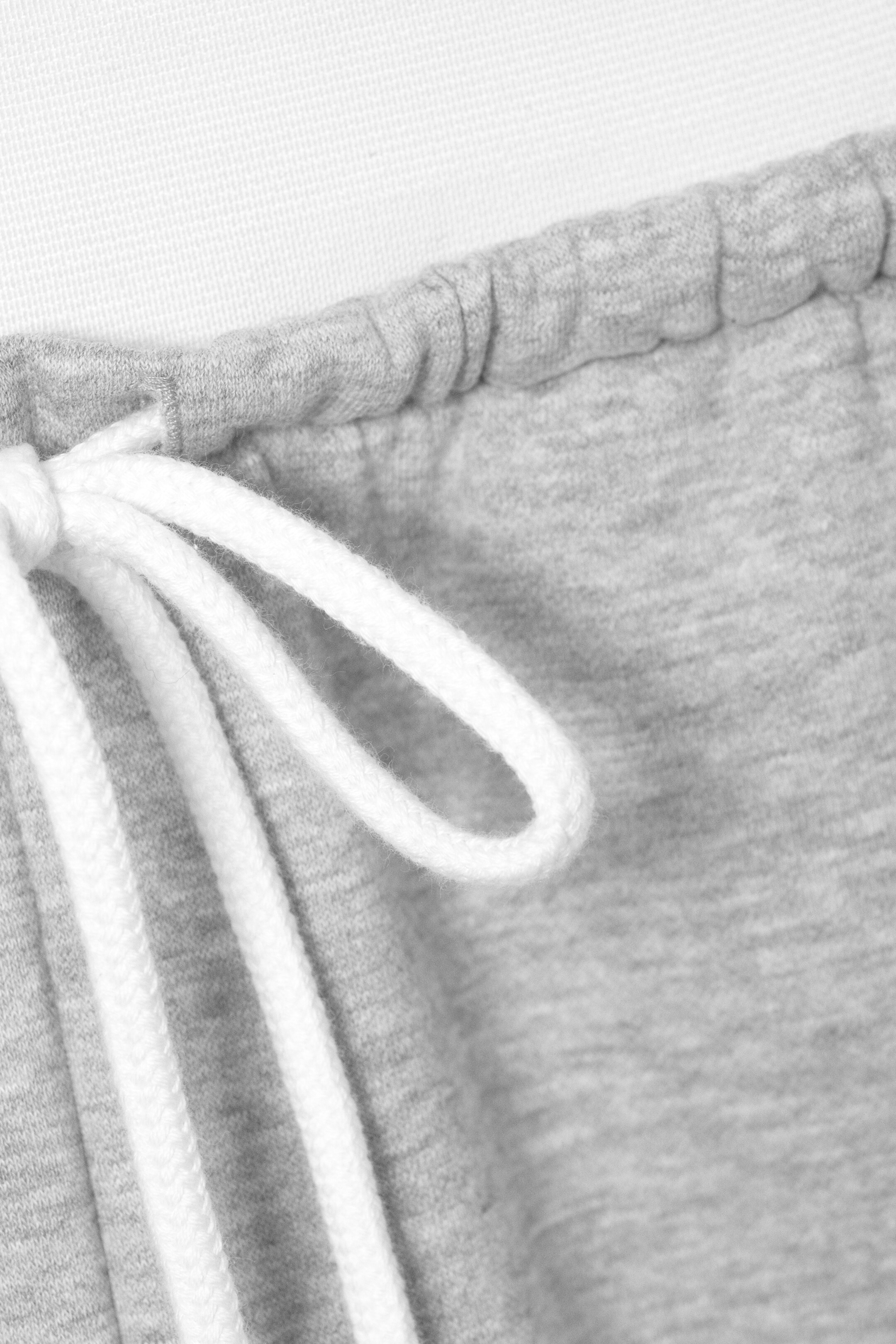 Visa större bild: Avslappnade bermudashorts med låg midja - Grå/Melange - DAM | H&M SE 5