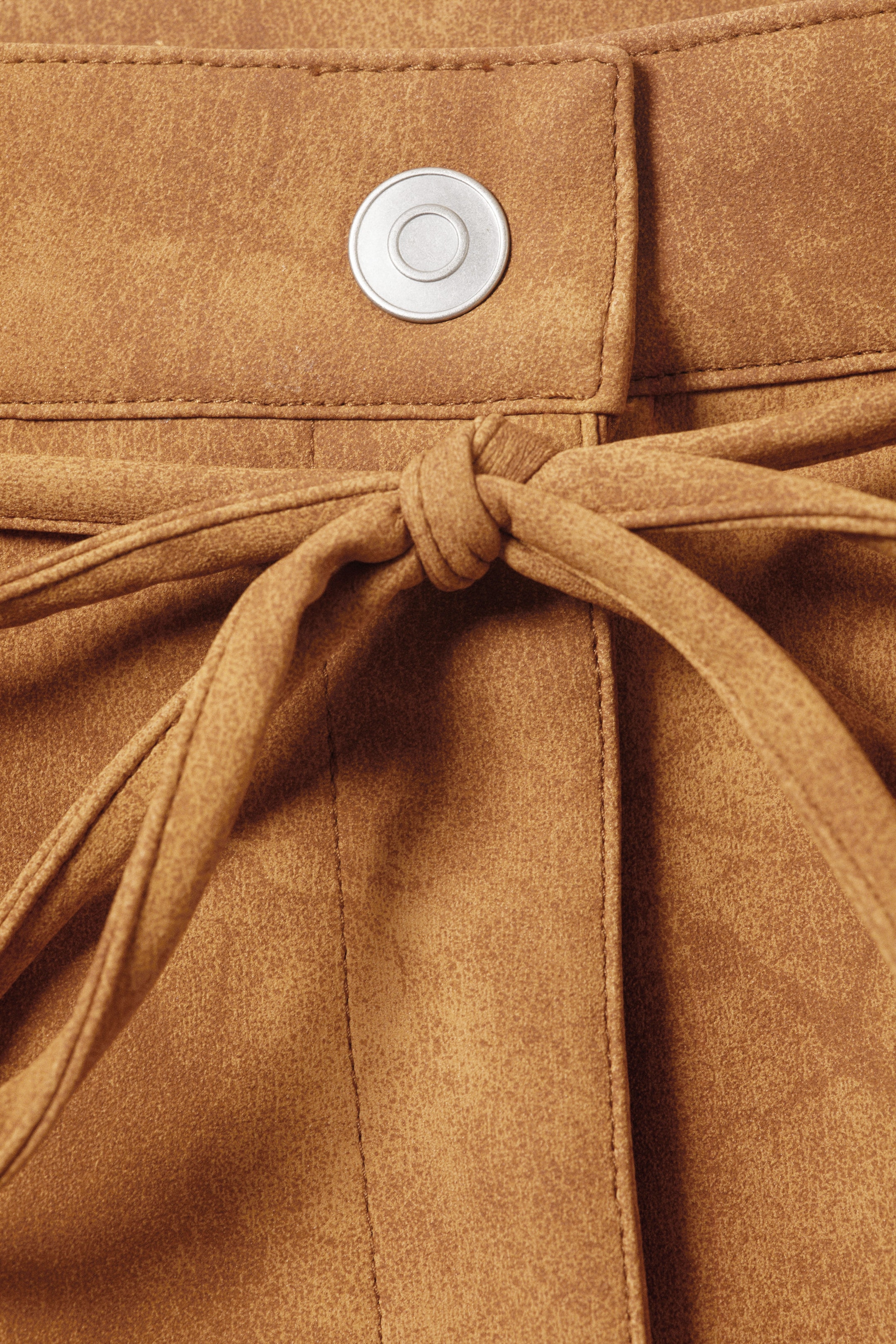 Marron - Mini-jupe taille basse daim vegan - 2