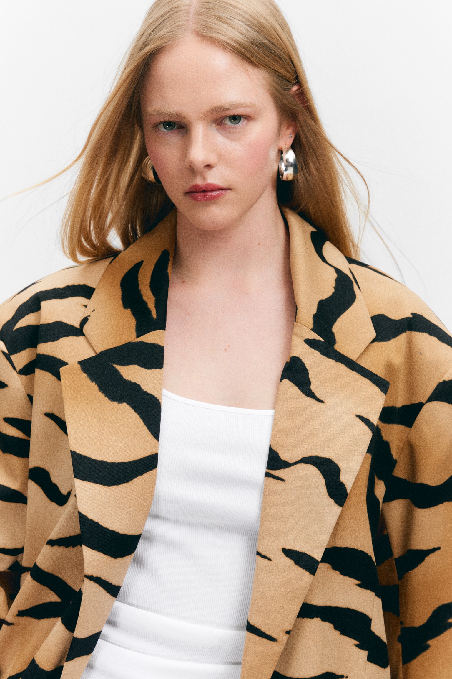 Single-Breasted Oversized Tiger Printed Blazer - Tiger-striped - 6