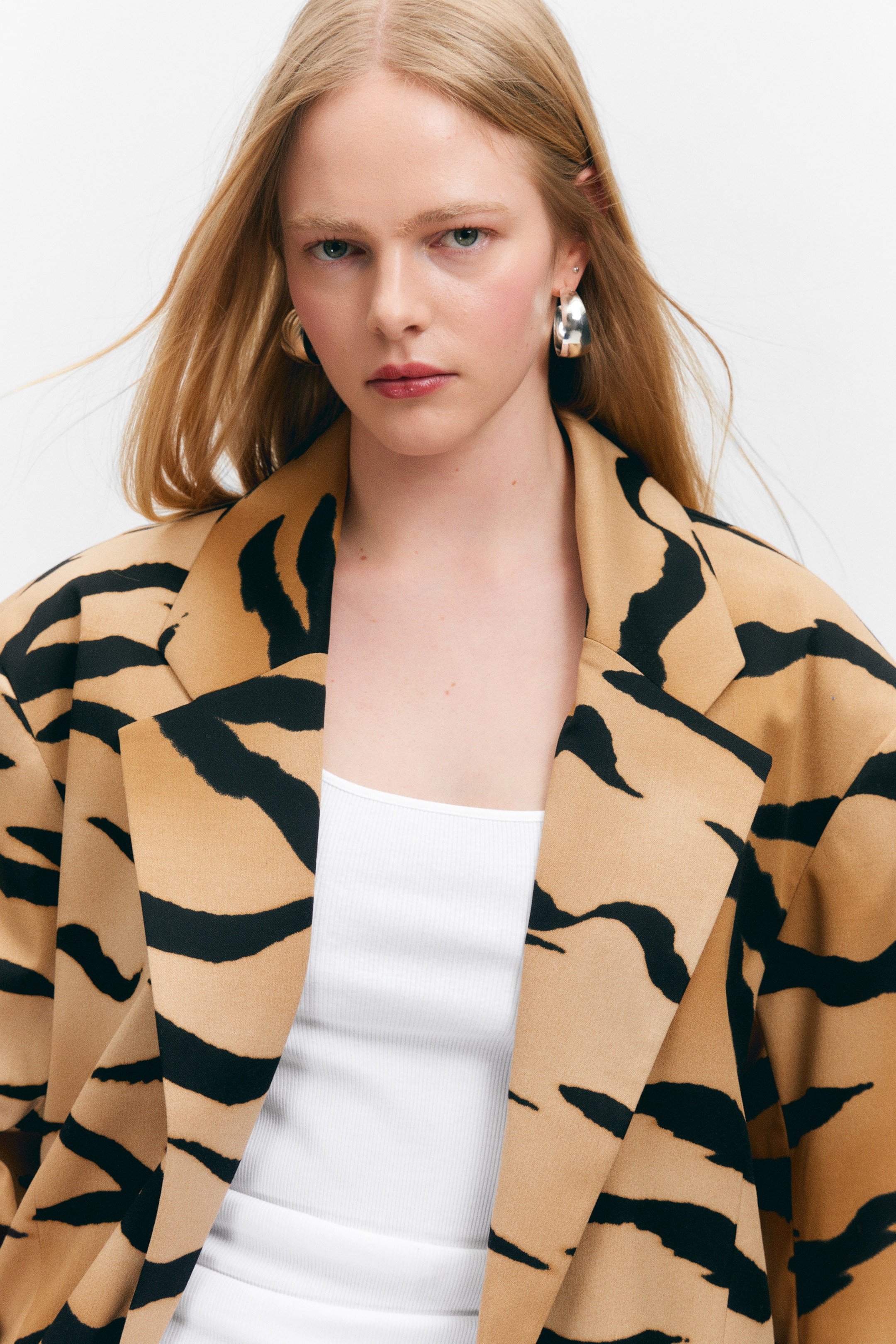 Tiger-striped - Single-Breasted Oversized Tiger Printed Blazer - 2