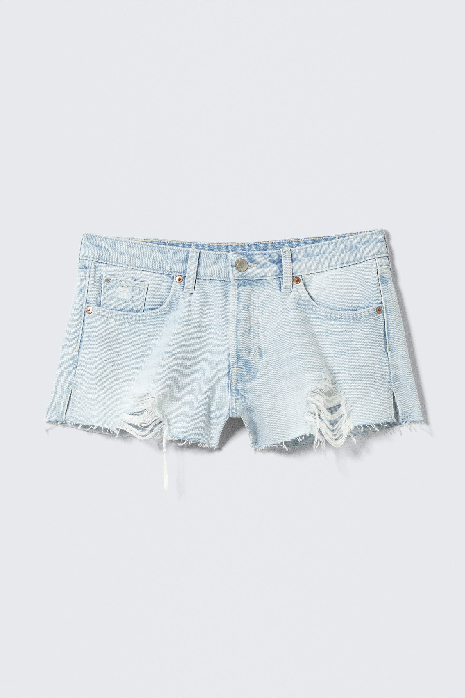 Low Rise Raw Hem Mini Denim Shorts
