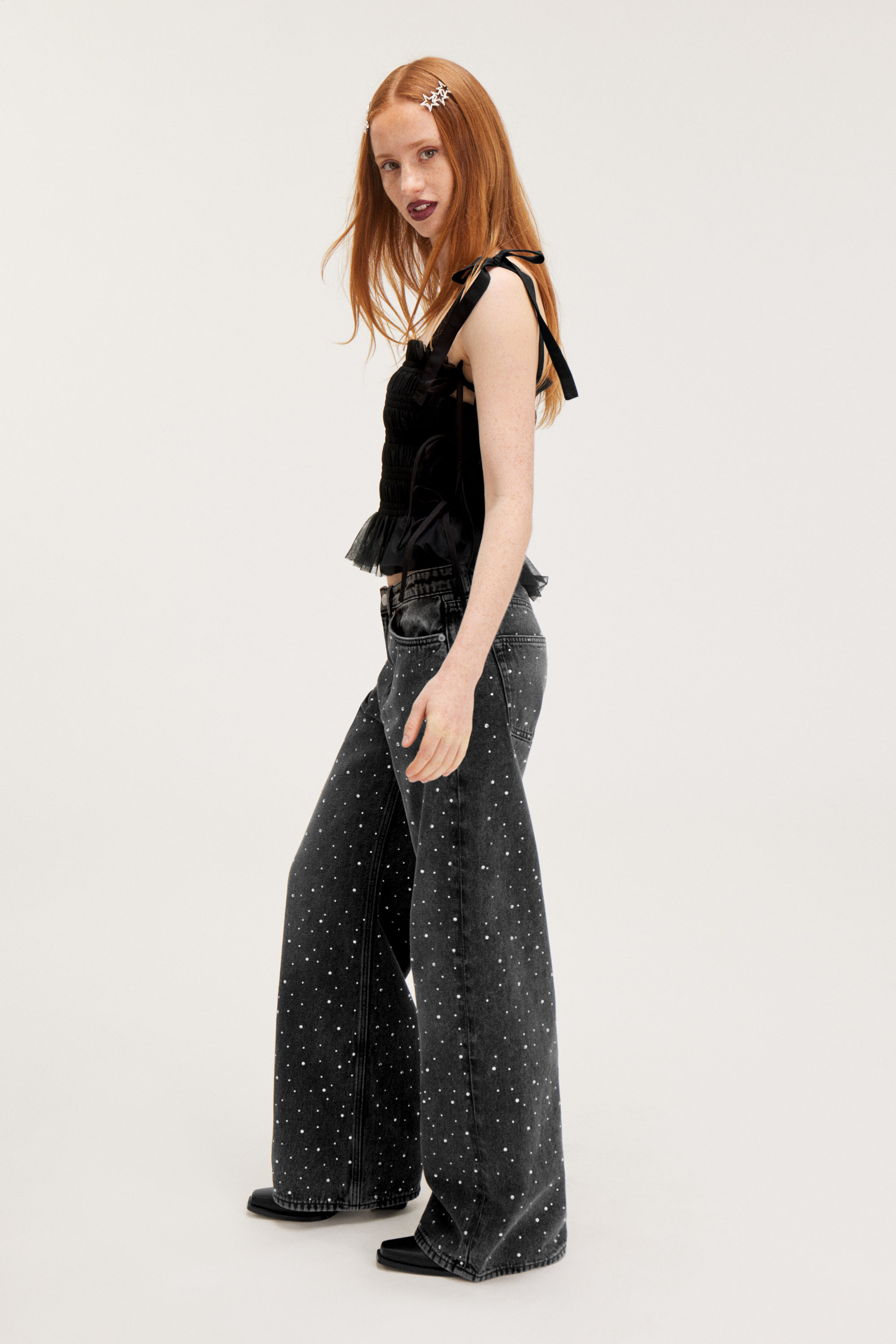 Zwart met versiering - Paz versierde rechte jeans met halfhoge taille - 2