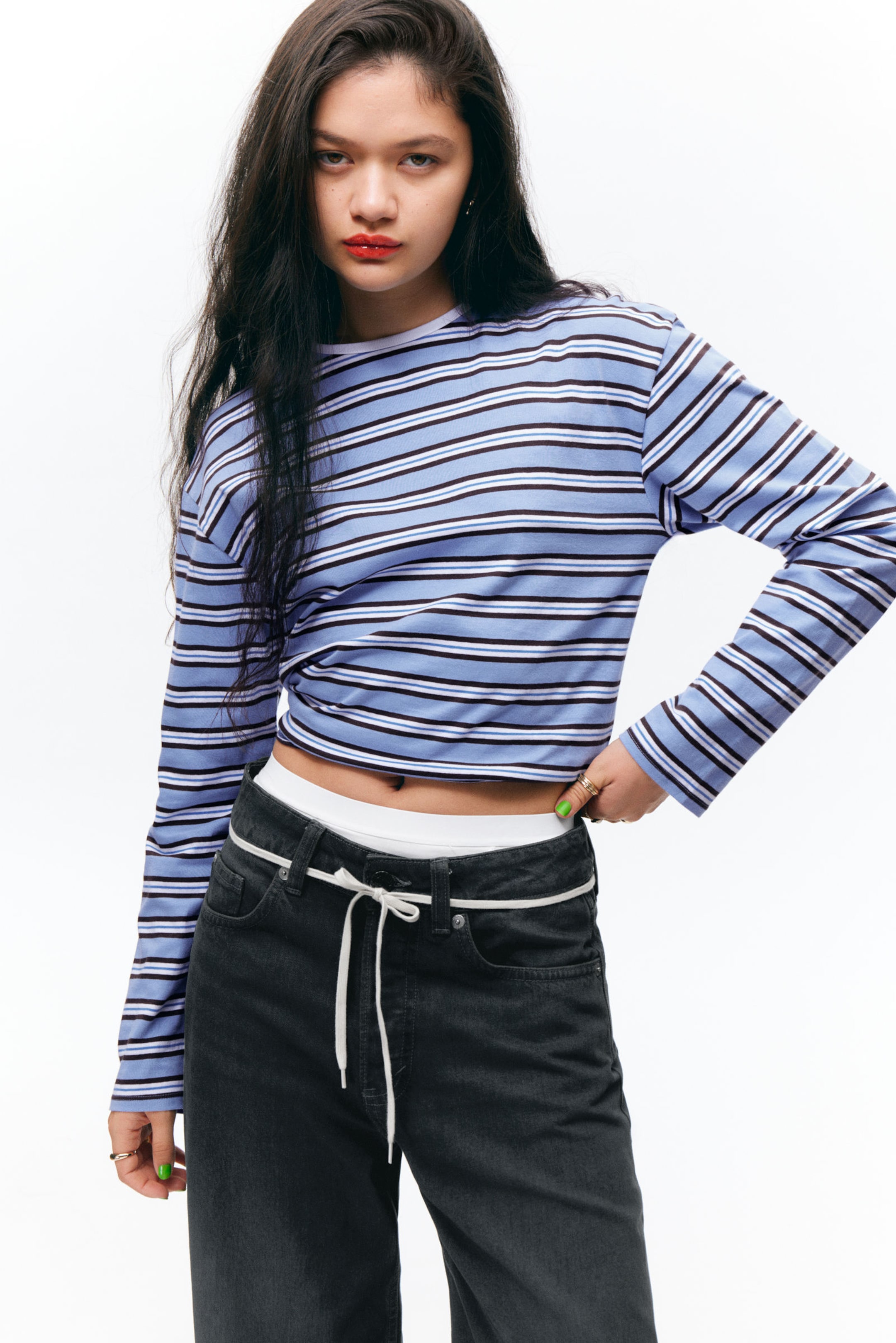 Blaue & braune Streifen - T-Shirt mit kastigem Ärmel - 1
