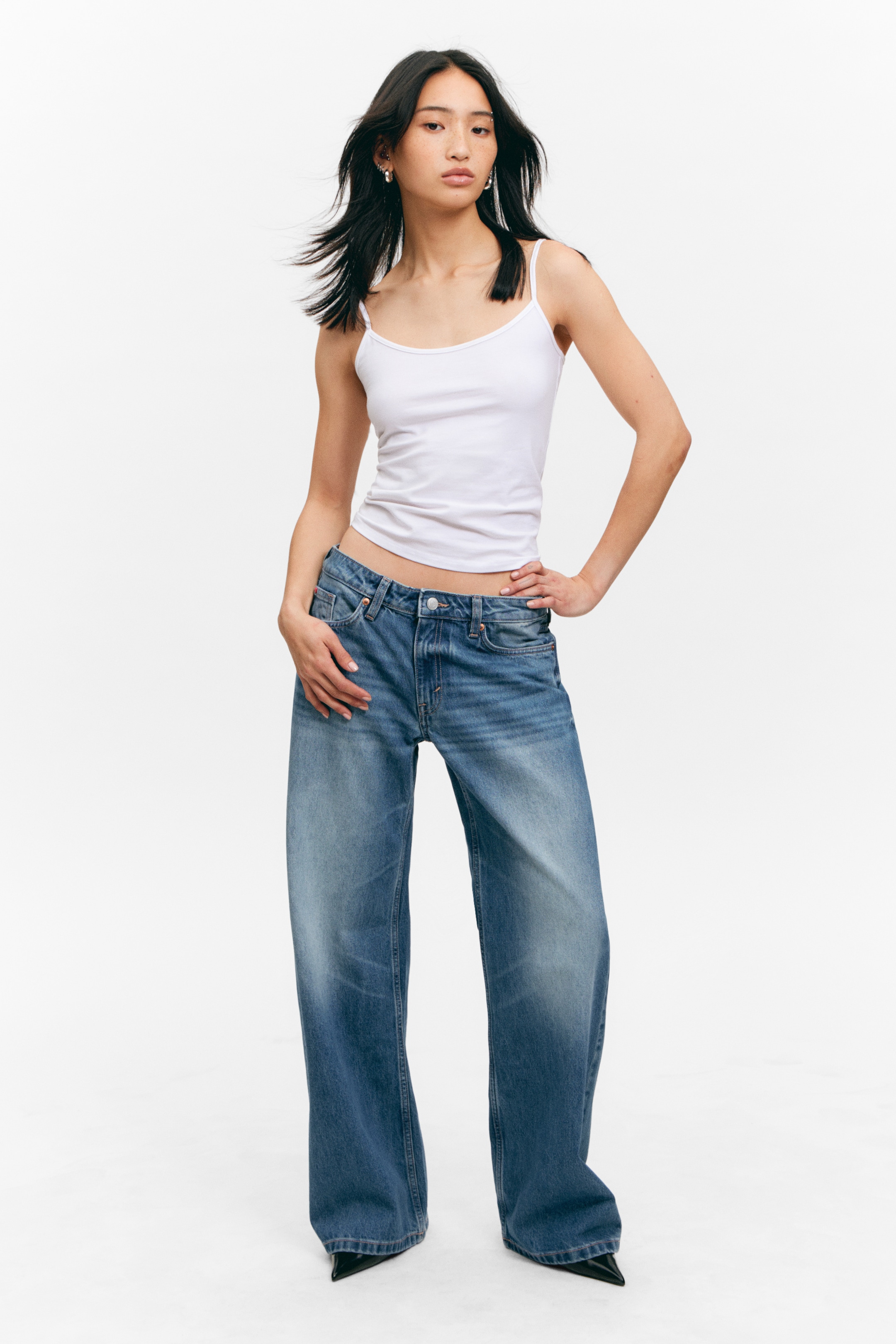 Zobacz większy obraz: Imoo Low Wide Jeans - Sunset Blue - Medium Blue - ONA | H&M PL 1