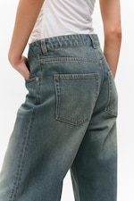 Nikki Blue - Naoki Low Loose Jeans - 3
