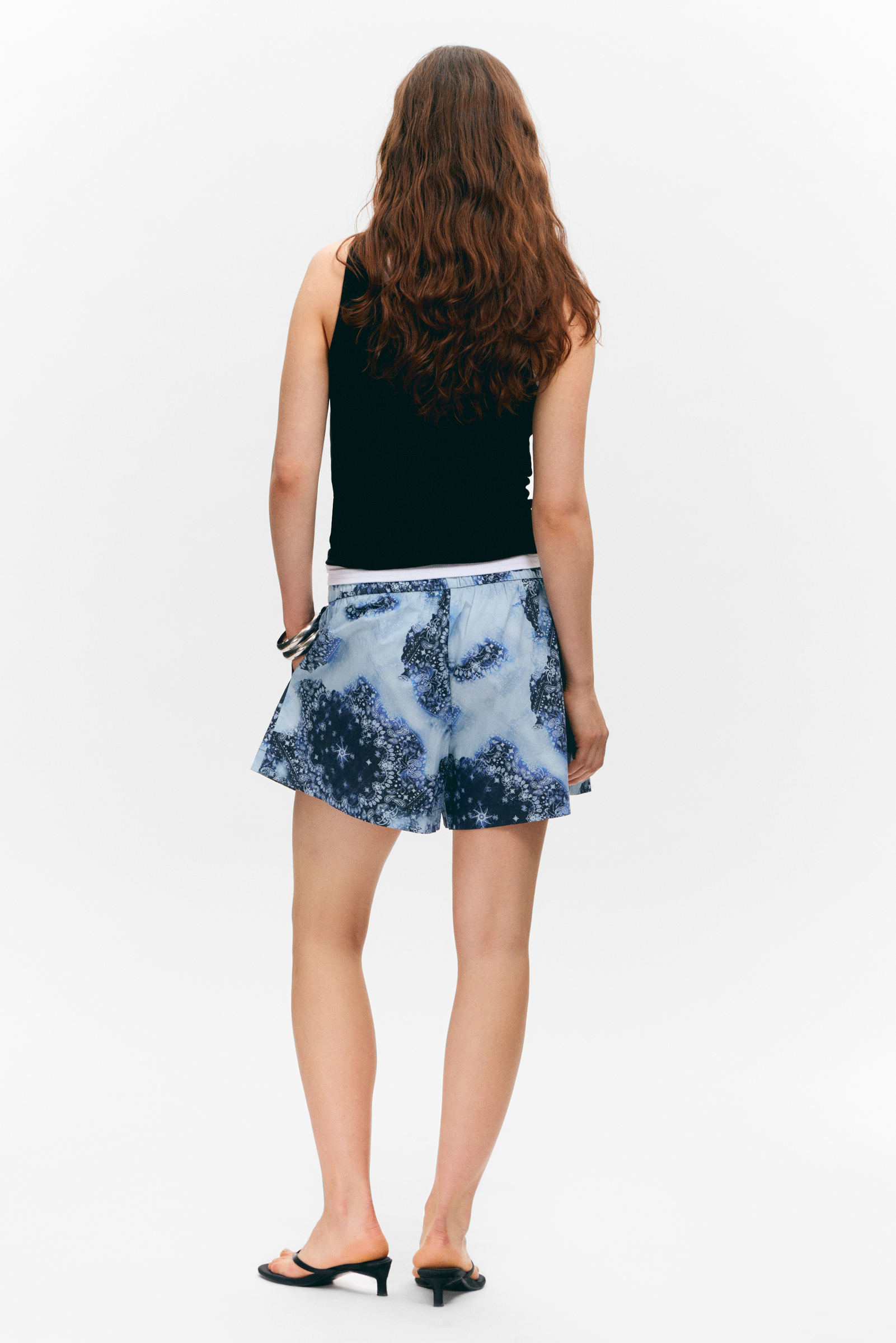 relaxed cotton boxer shorts - Blue Paisley Print | Monki WW