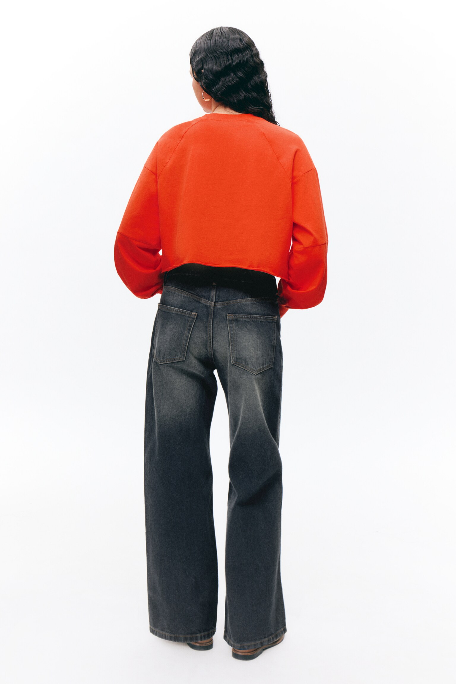 Cropped Long-Sleeved T-shirt - Bright Orange - 08 - 4