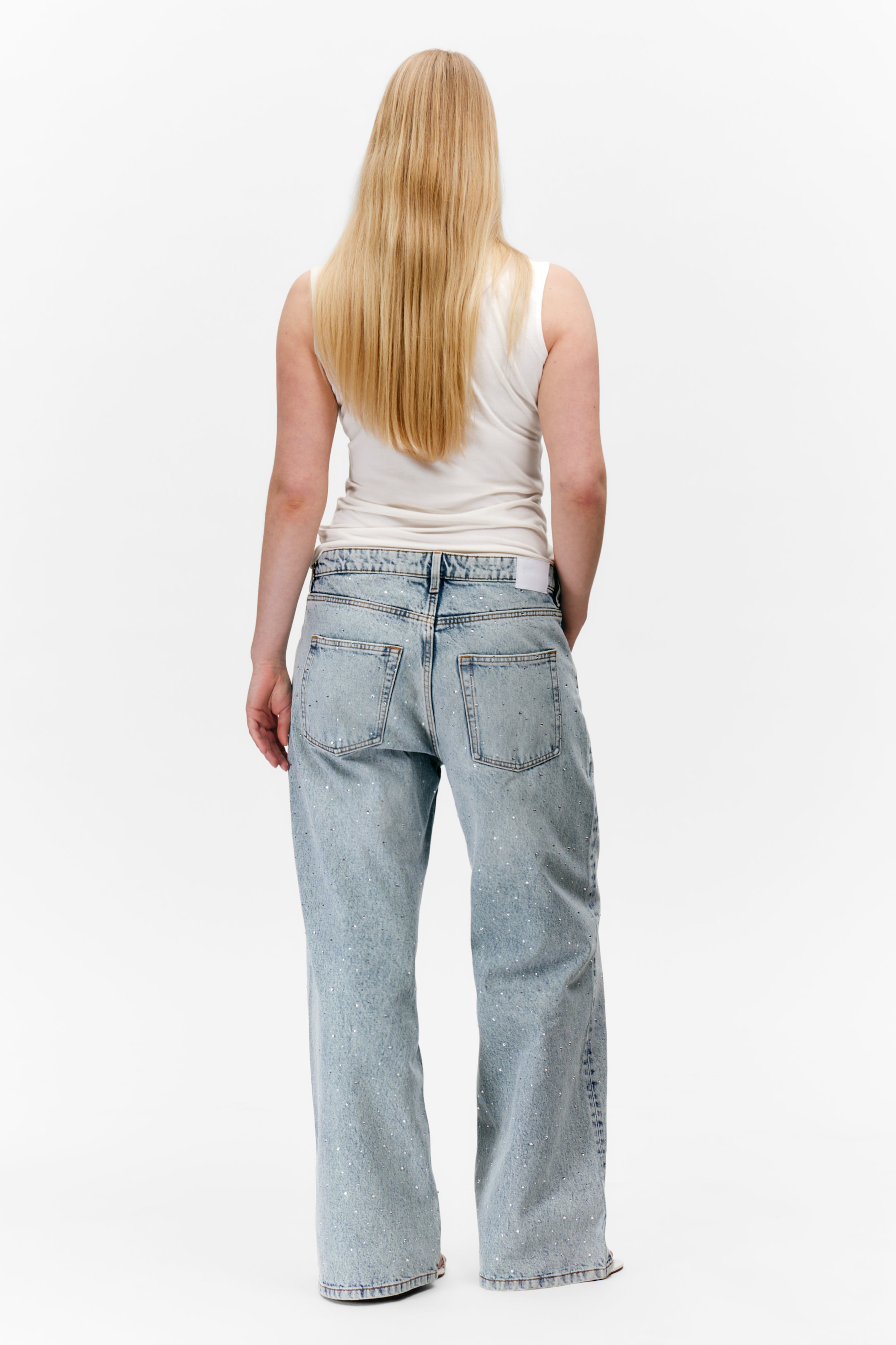Zobrazit větší obrázek: Paz Mid Straight Embellished Jeans - Venice Blue - světle modrá - ŽENY | H&M CZ 5