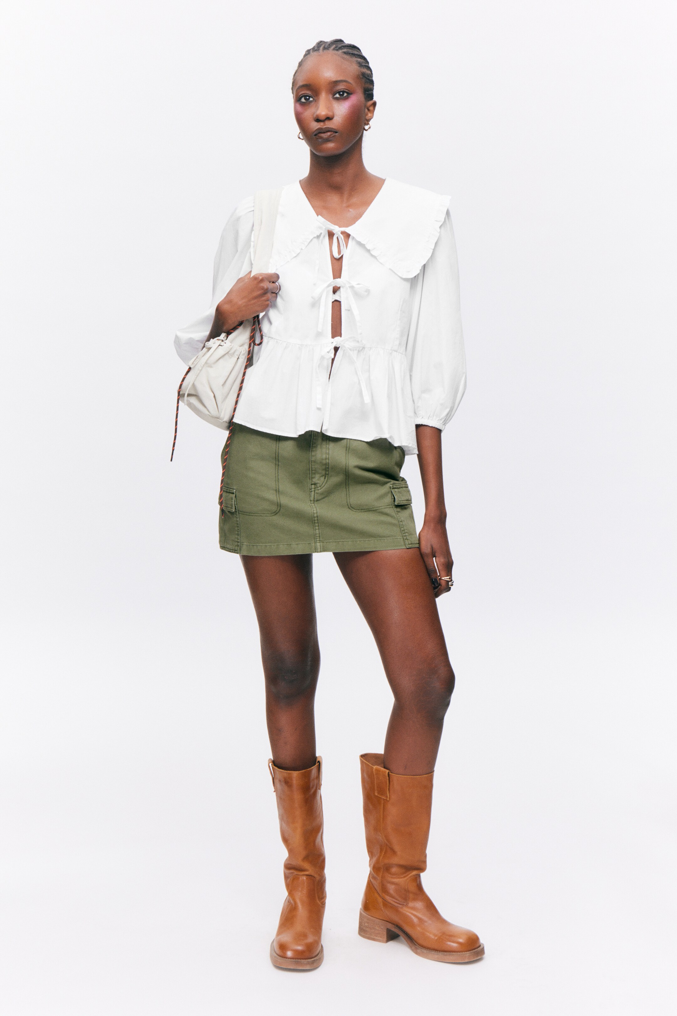 Visa större bild: Peplum poplin-blus - Vit - DAM | H&M SE 3