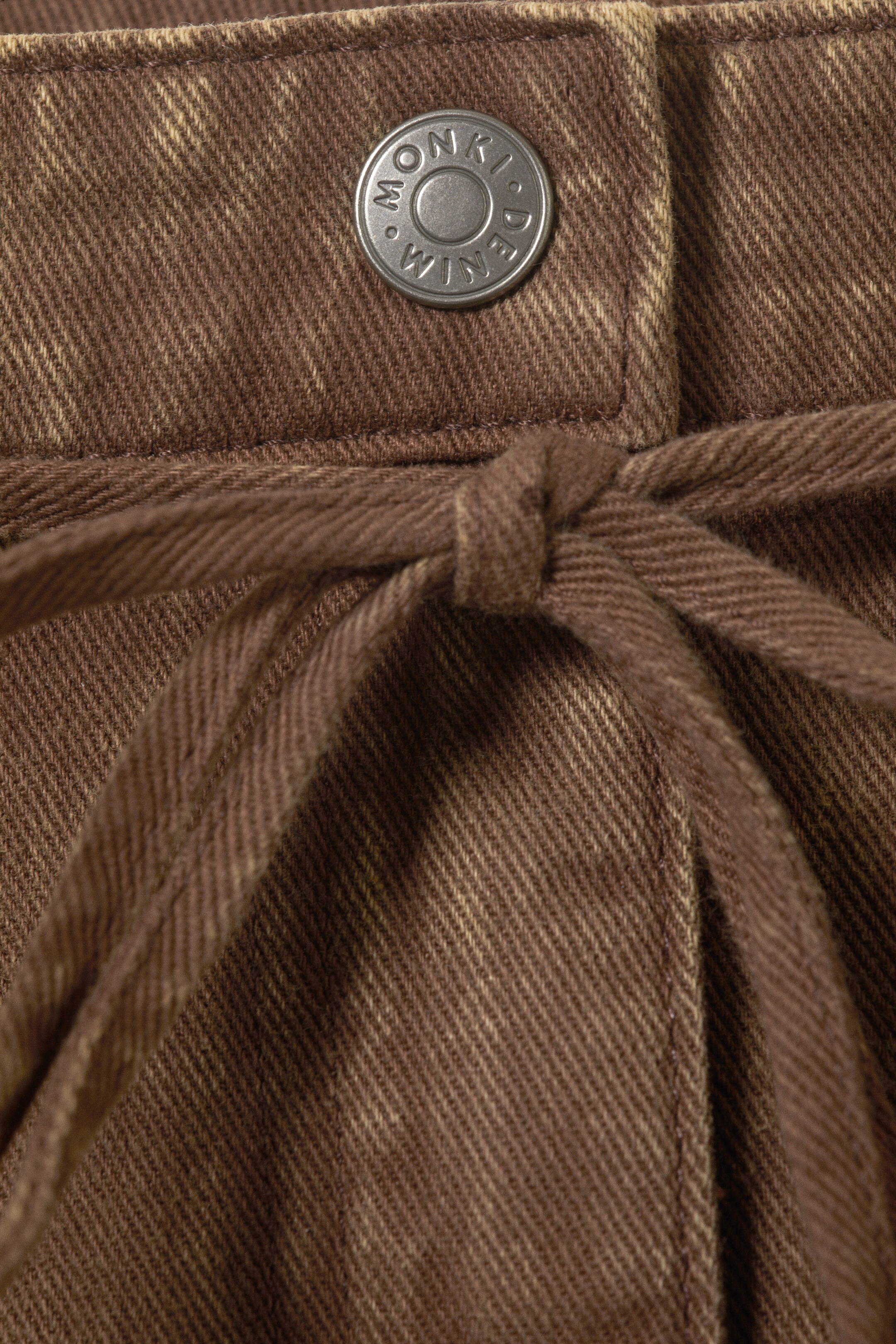 Ingrandisci l'immagine: Low Waisted Denim Mini Skirt - Washed Dark Brown - DONNA | H&M CH 5