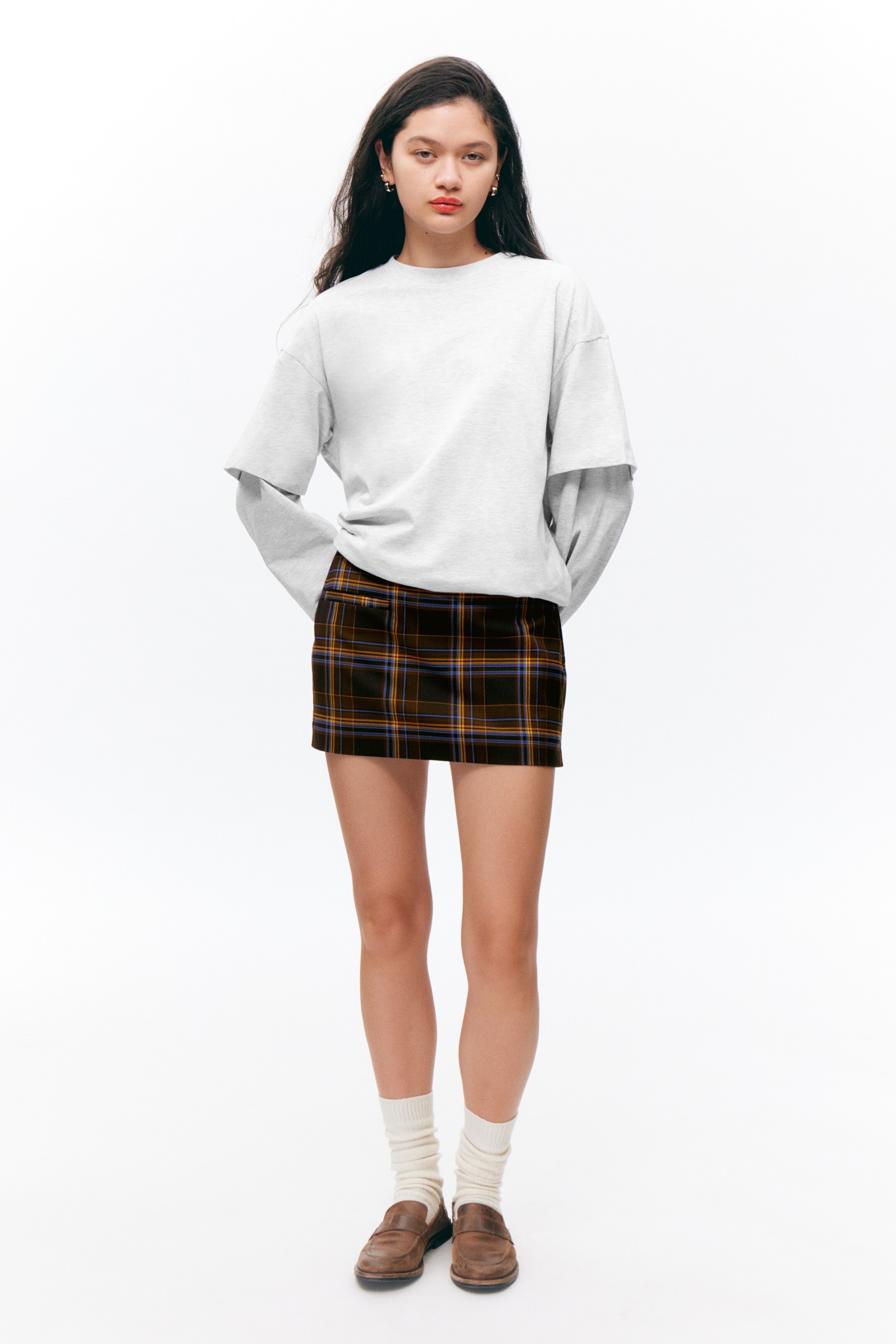 View larger image: Long-Sleeved Double-Layered Oversized T-shirt - Grey Melange - Ladies | H&M GB 2
