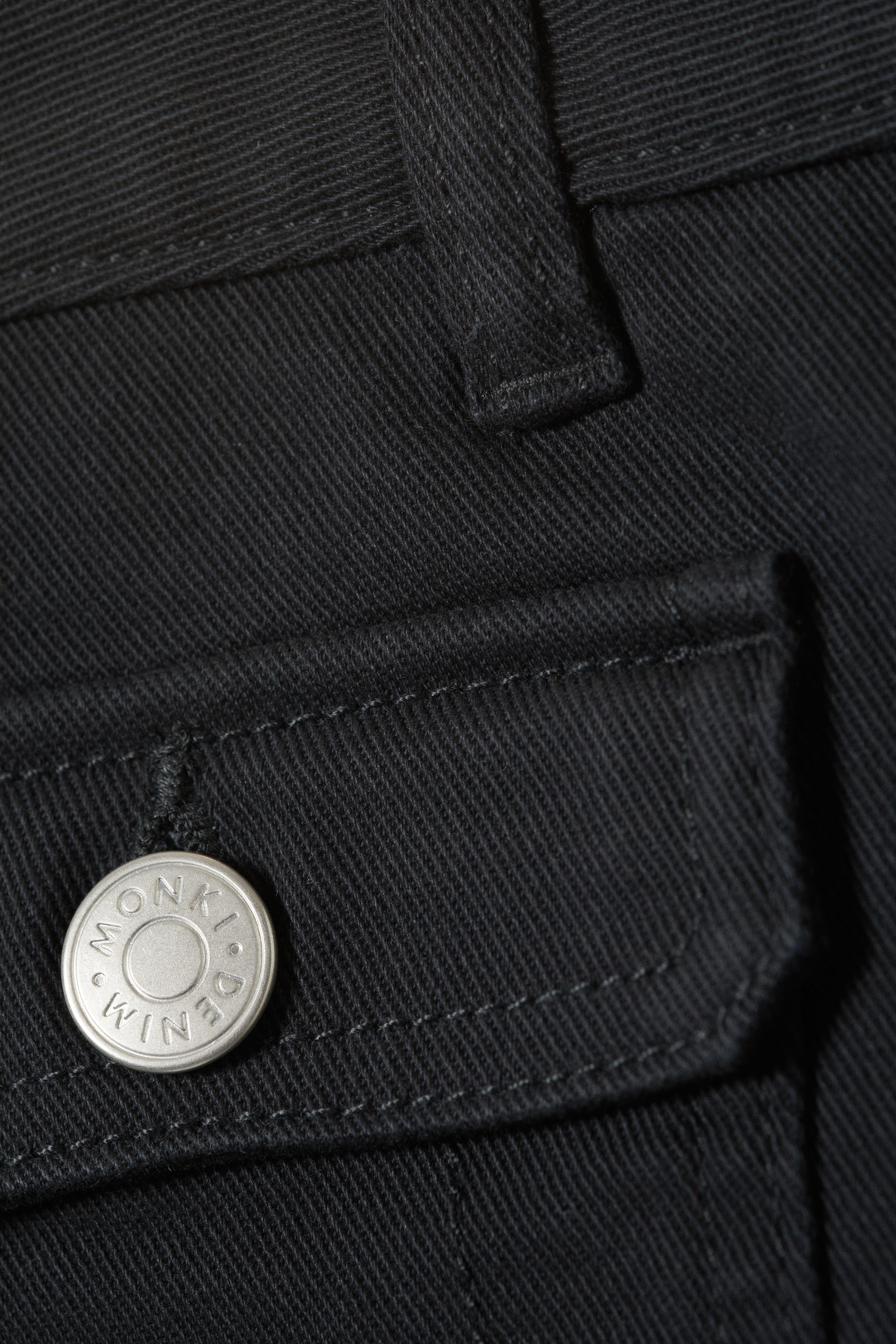 Black - Utility Pocket Mini Shorts - 5