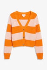 Rosa und Orange - Kurze Strickjacke aus Grobstrick - 0