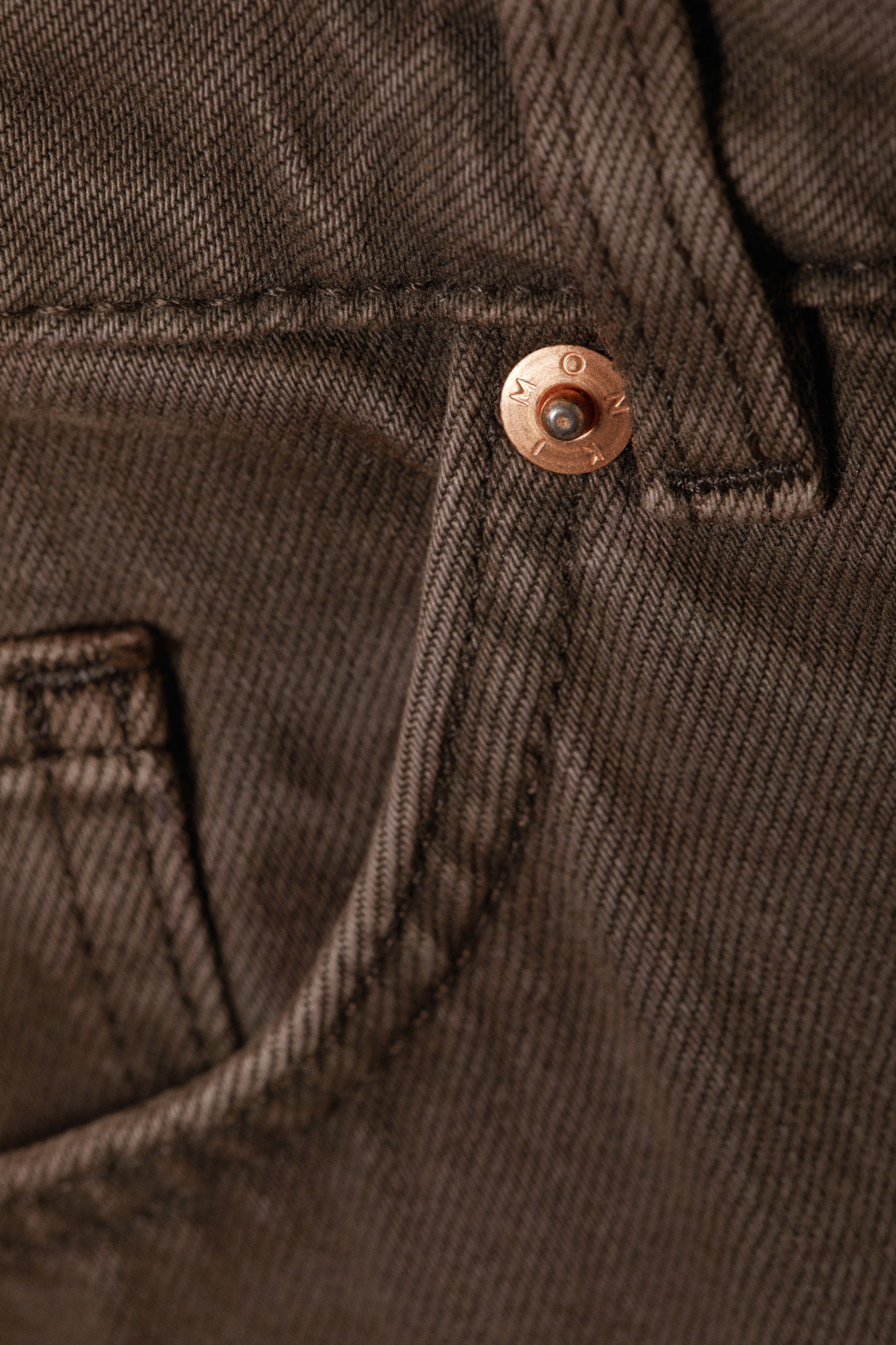 Ausgeblichenes Braun - Niedrige, lockere Jeans "Naoki" - 6