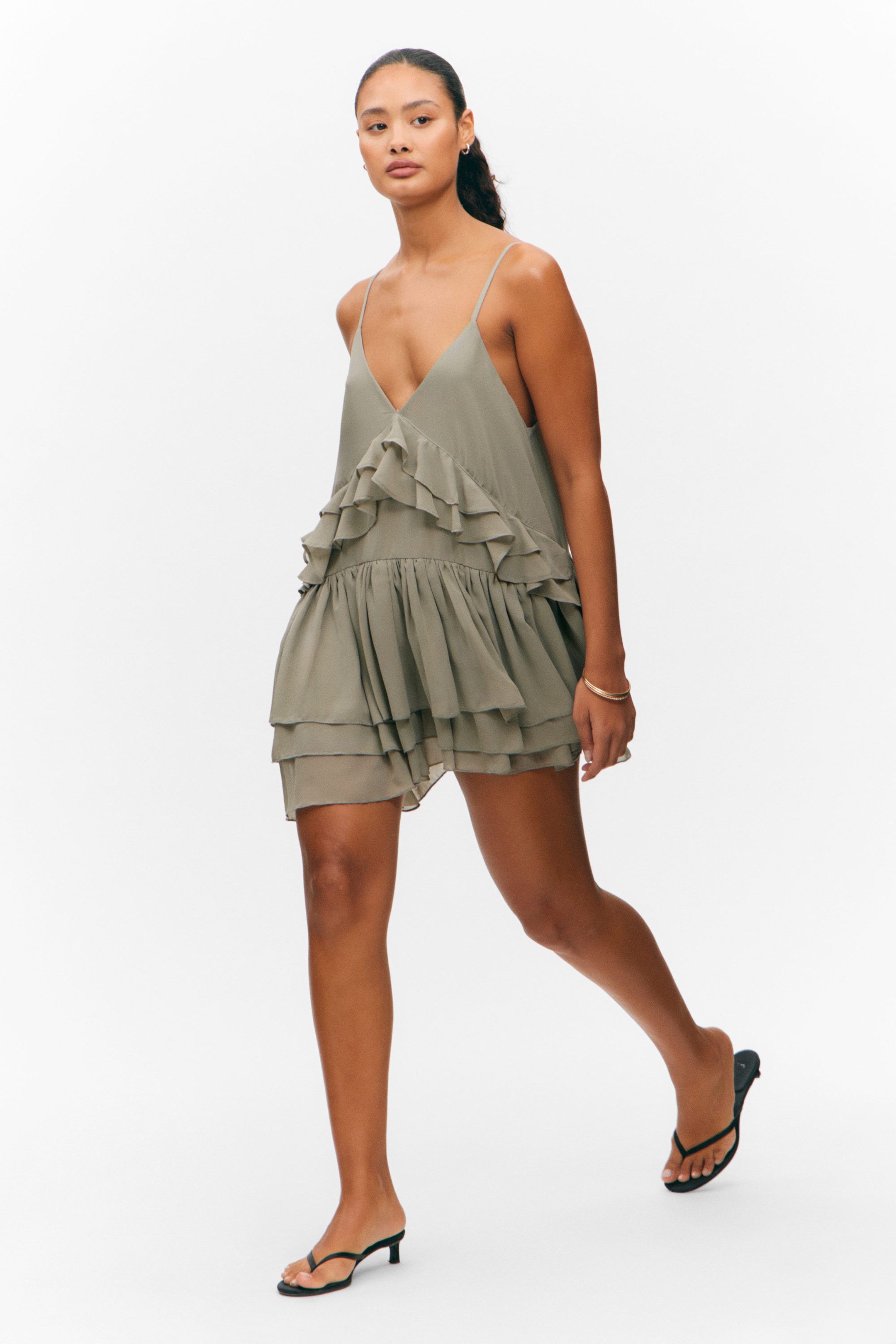 Kakigroen - Gelaagde mini-cami-jurk met ruches - 2