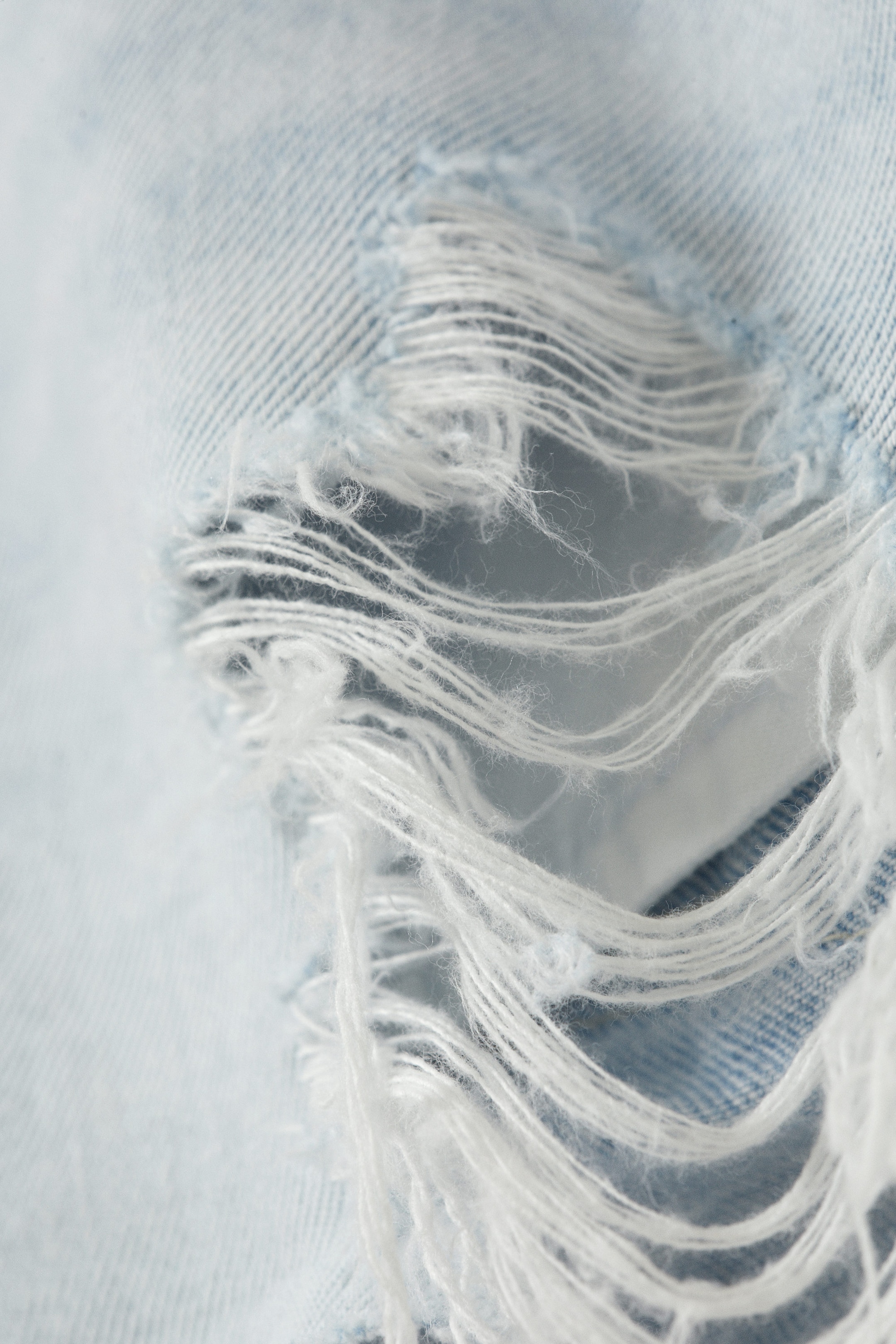 Fluid Blue - bleu clair - Short taille basse denim ourlet brut - 5