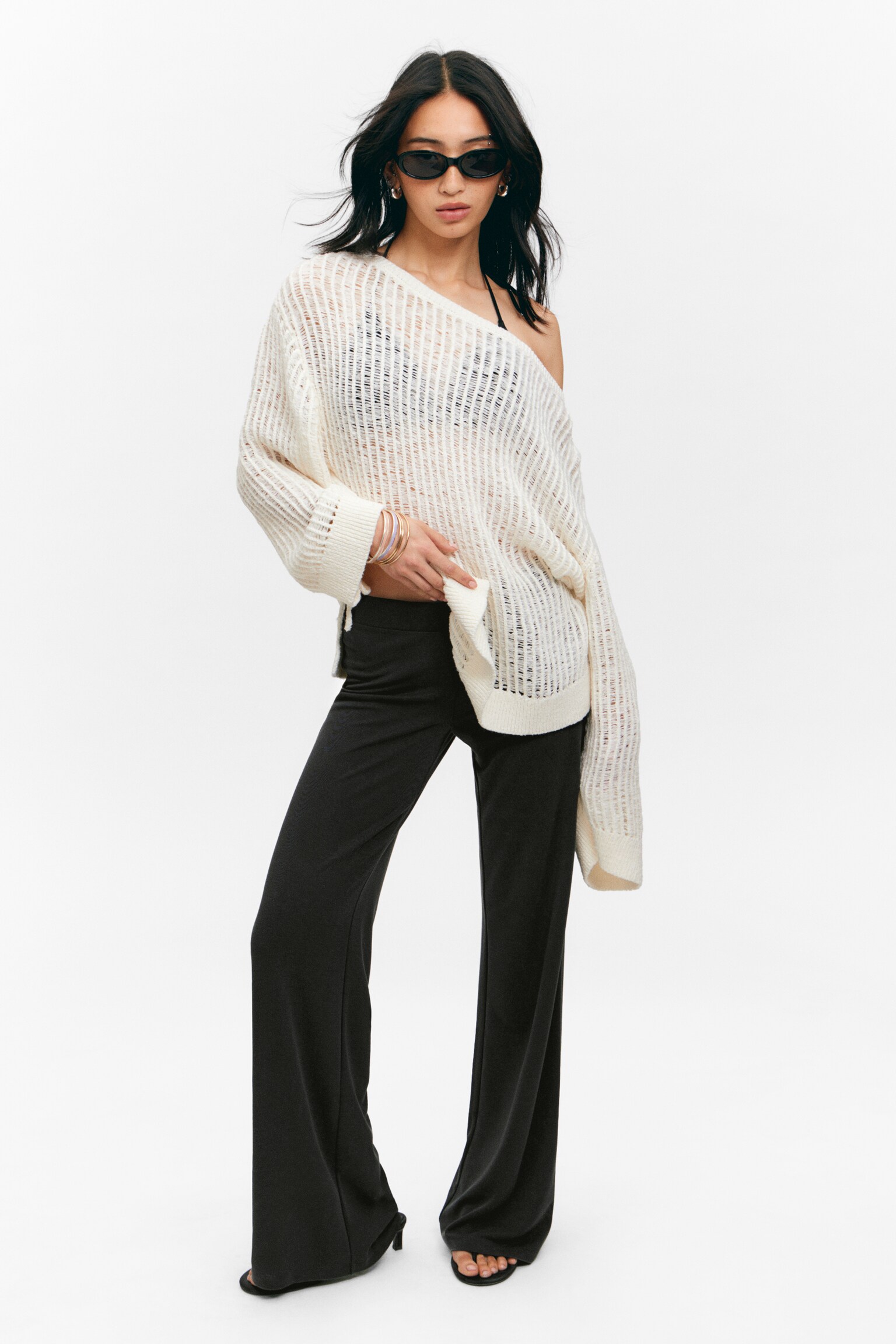Soft Low Waisted Leggings - Black