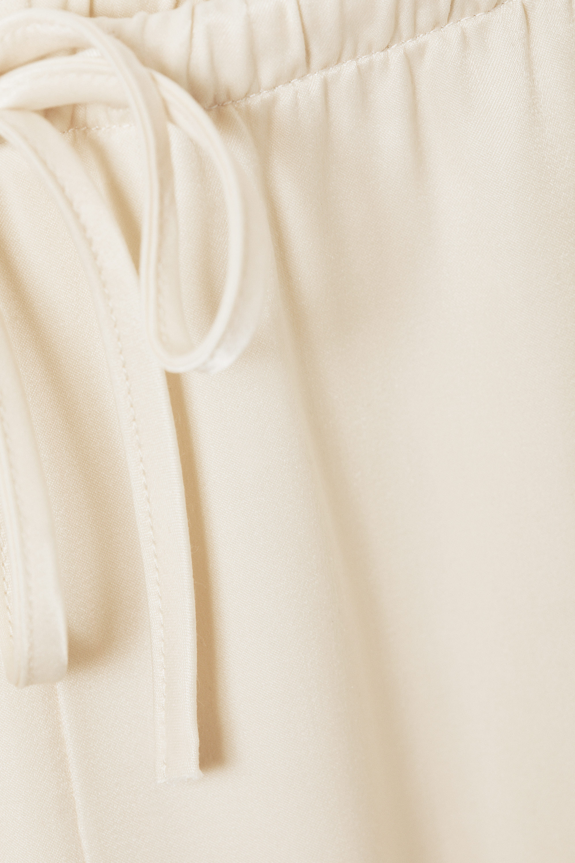 Dusty White - Low-Rise Relaxed Pull-on Trousers - 4