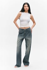 Nikki Blue - Naoki Low Loose Jeans - 0