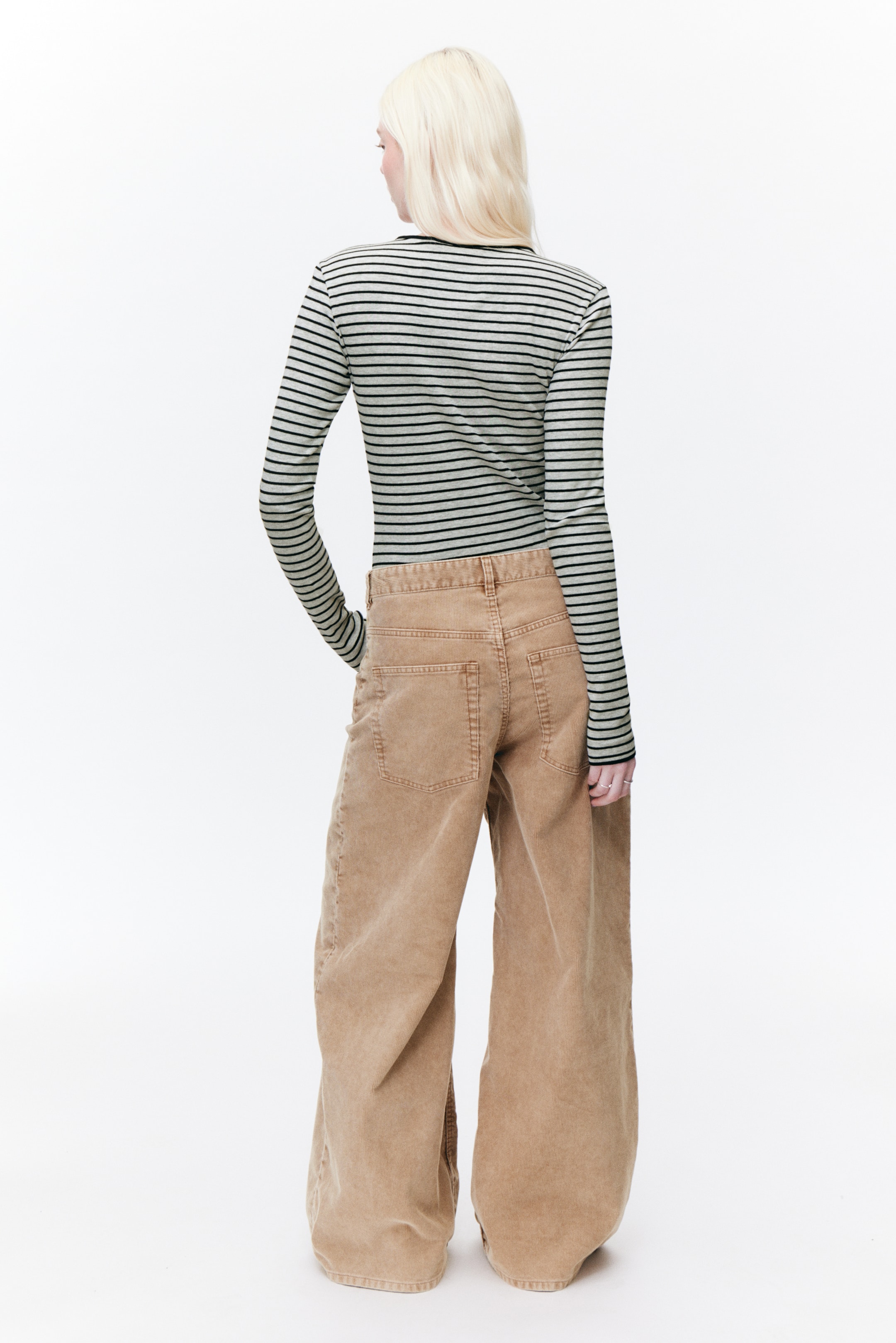 Größeres Bild anzeigen: Geripptes Longsleeve-Top mit Bindedetails - Grau meliert mit Streifen - Ladies | H&M AT 3