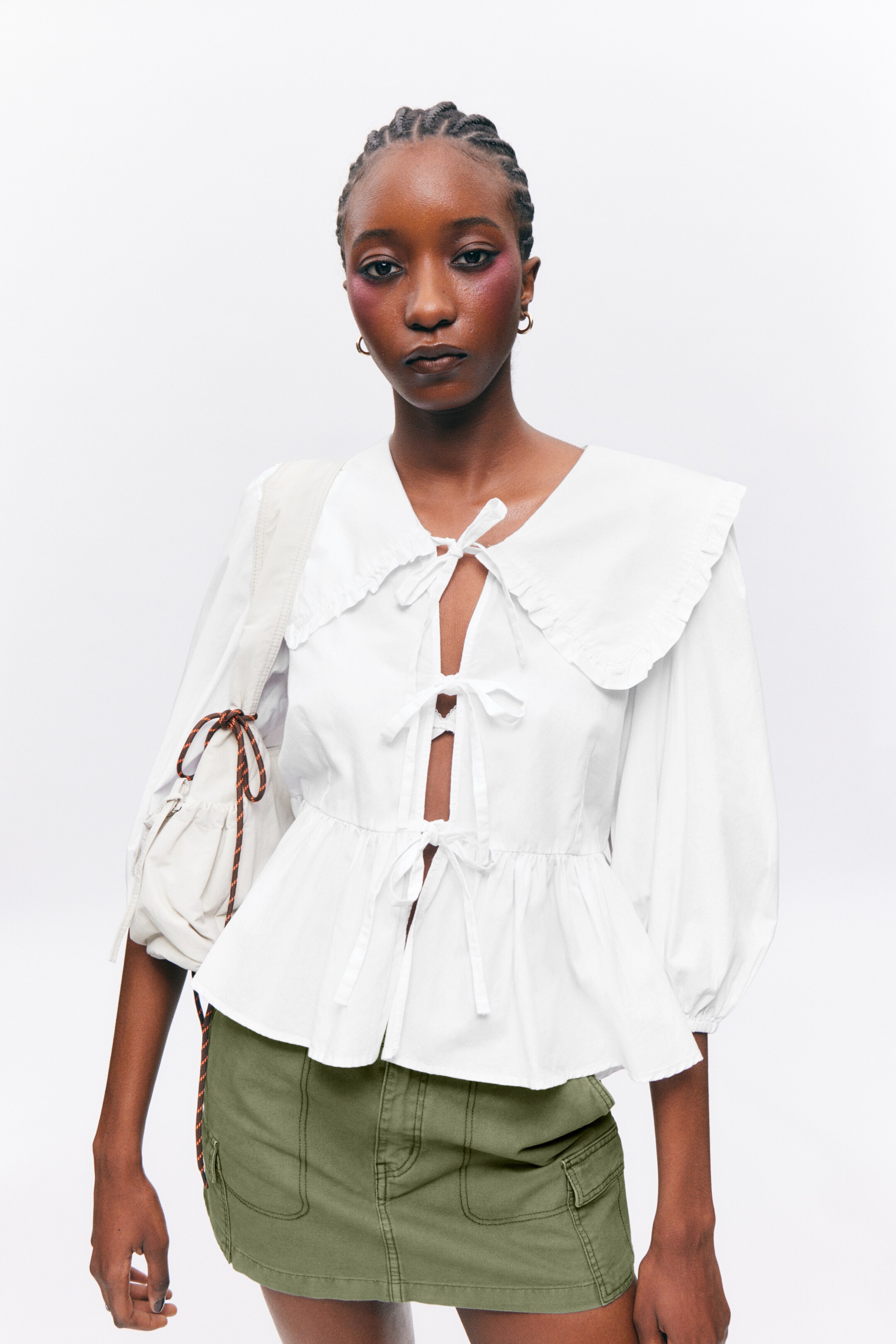 Visa större bild: Peplum poplin-blus - Vit - DAM | H&M SE 1