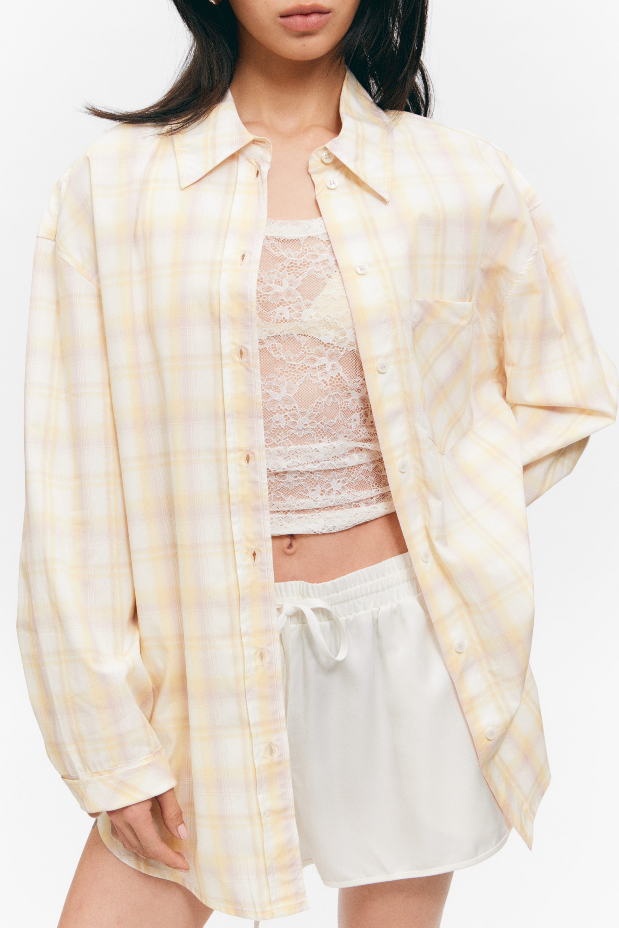 Hellgelb kariert - Langärmeliges Oversize-Hemd aus Popeline - 2