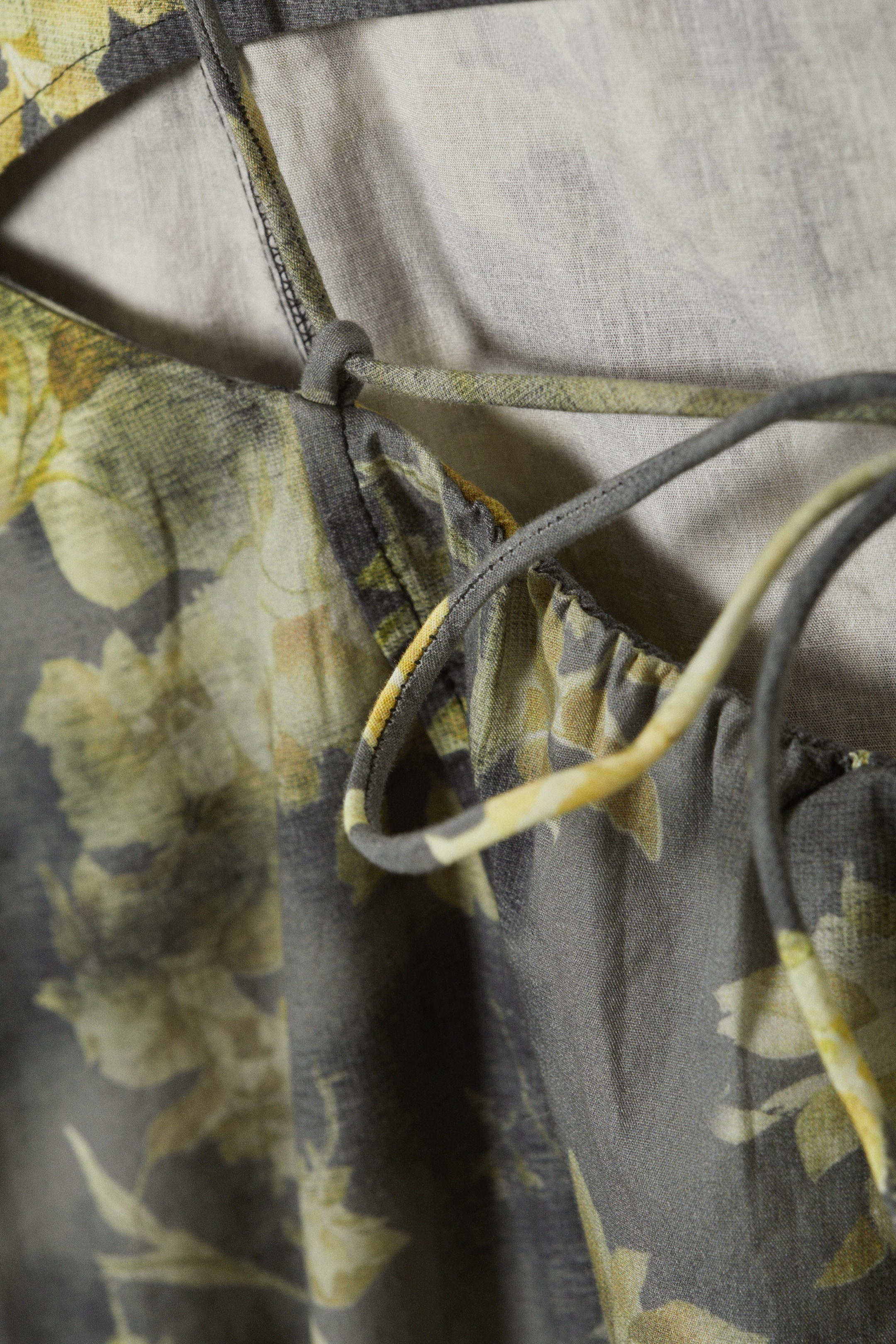 Grey - Dirty Floral - Tie-Back Twill Mini Dress - 6