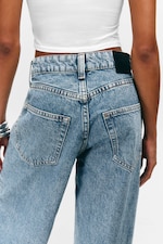 Mid Blue - Mittelblau - Peggy – Jeans mit weitem Bein mit niedriger Taille - 4