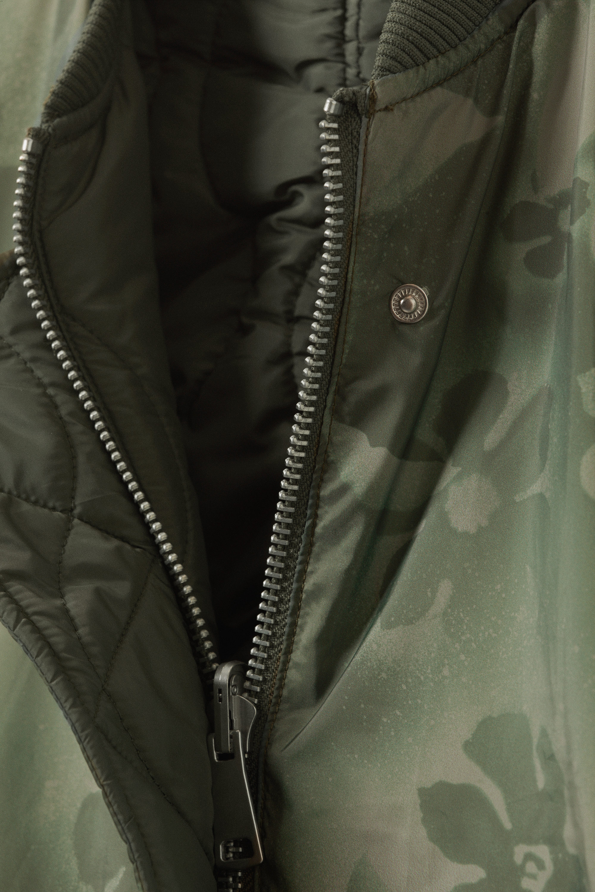 Dark Khaki - Floral - Loose Reversible Bomber Jacket - 7
