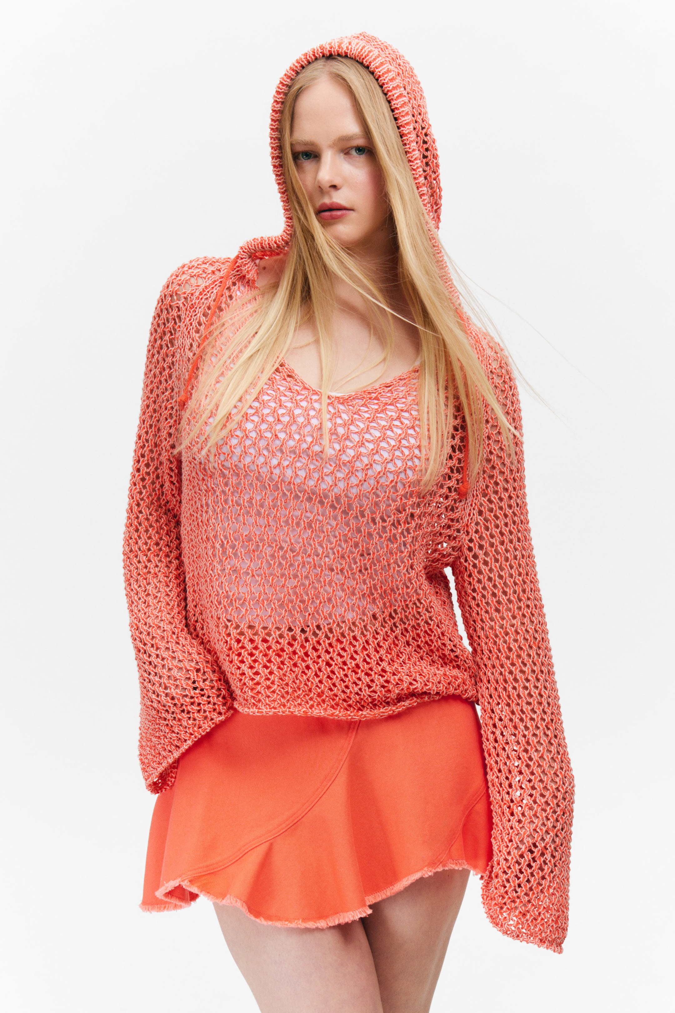 Hellrot - Grobstrick-Kapuzenpullover - 2