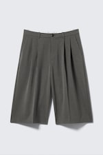 Nadelstreifen dunkelgrau - Locker geschnittene Plissee-Anzugshorts - 0