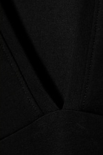 Black - Fitted V-Neck Sleeveless Top - 5