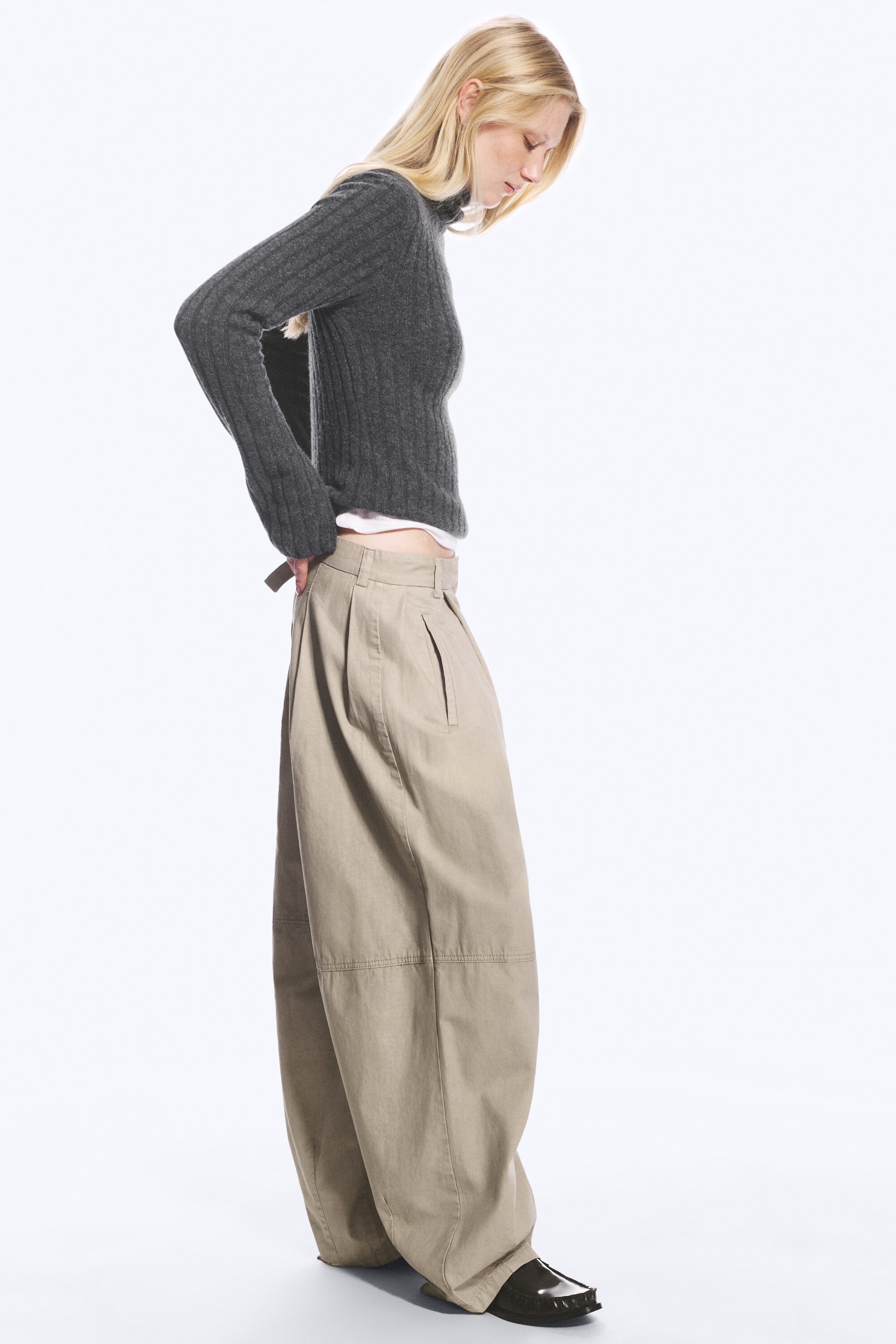 Beige - Pantalon barrel plissé taille basse - 2