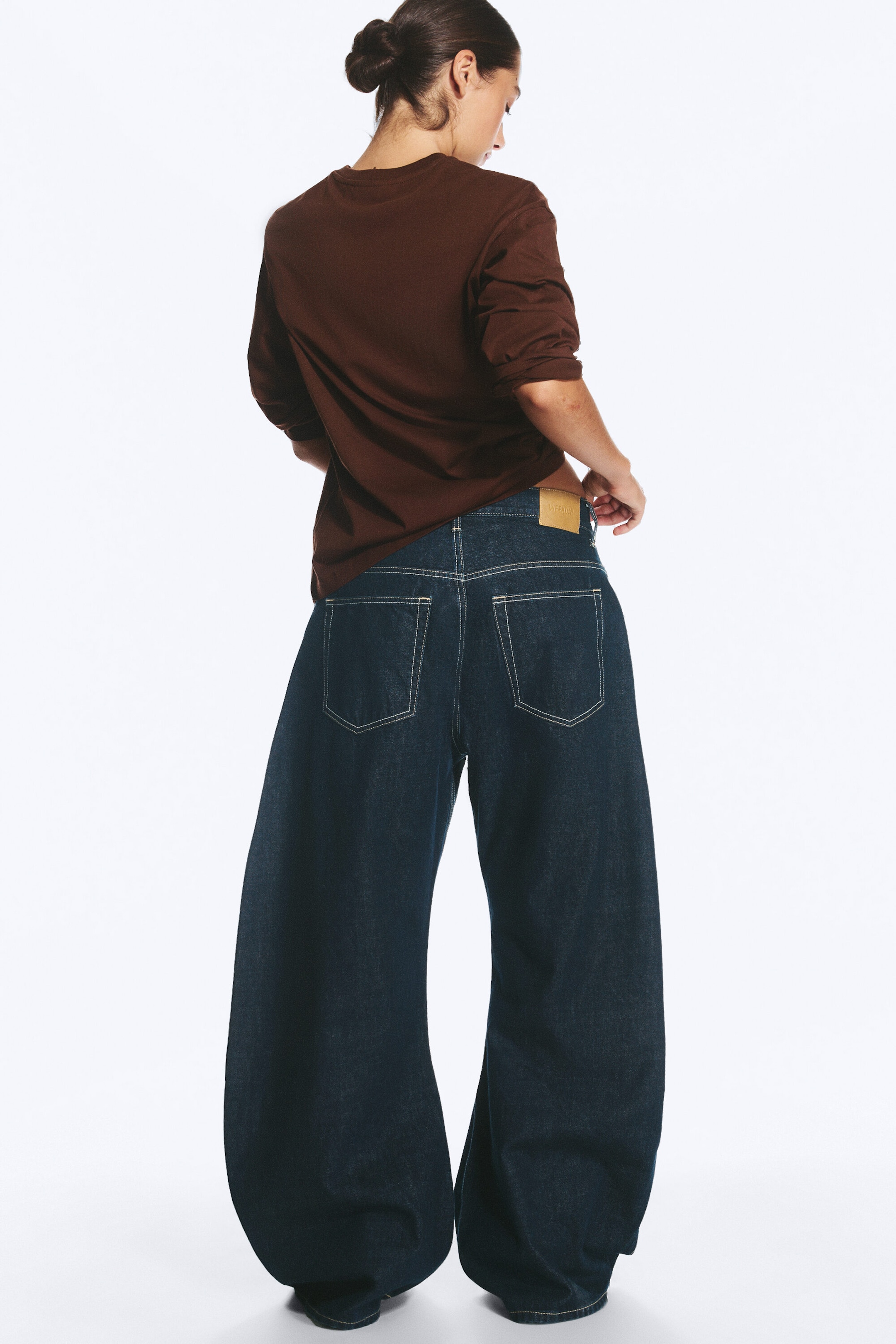 Blue - Solera Loose Barrel Jeans - 2