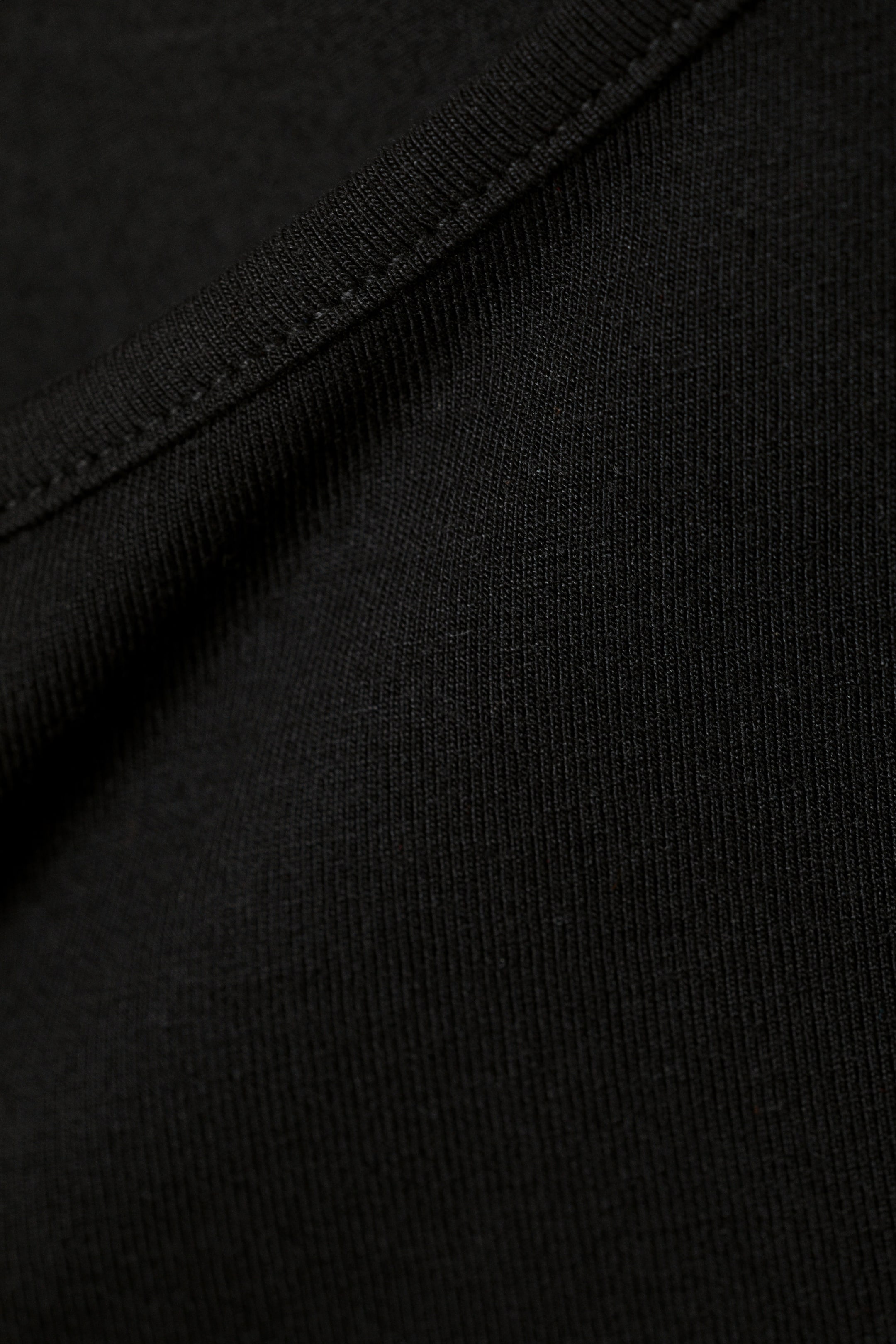 Black - Curved Hem Fitted Modal T-shirt - 1