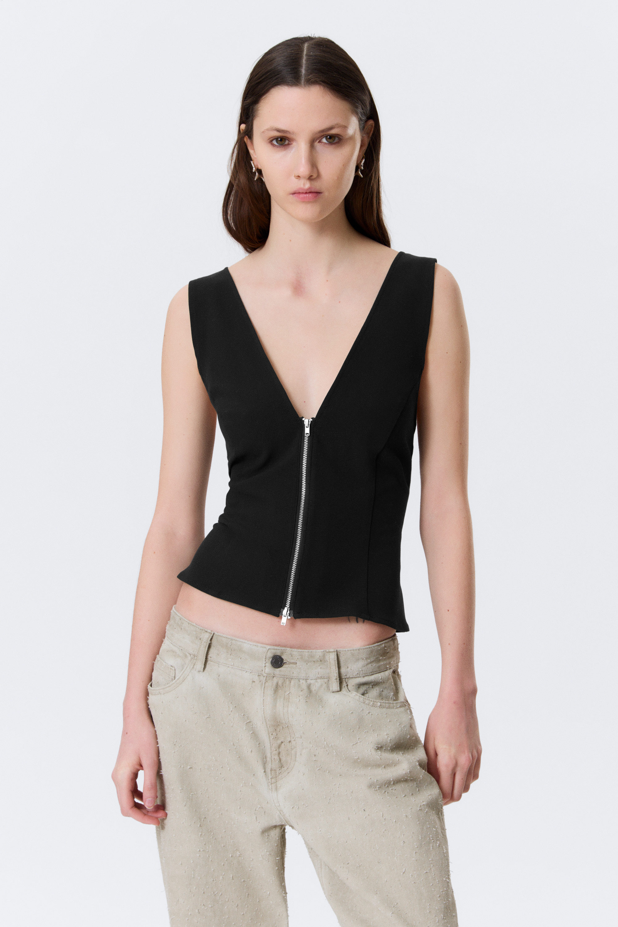 sleeveless v-neck zip top - Black | Weekday GB