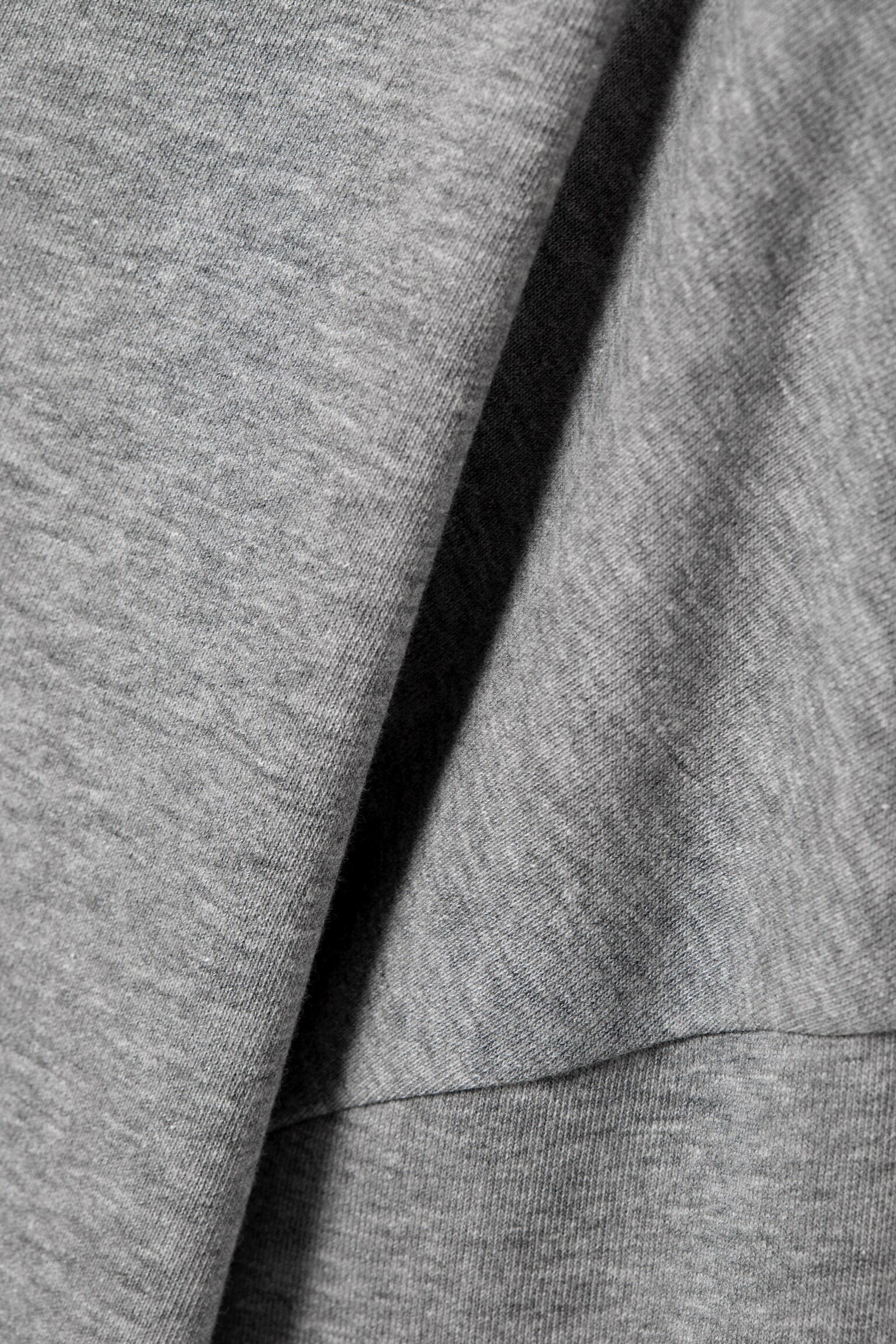 Lässiges Off-Shoulder-Pyjama-Oberteil aus Frottee - Grau meliert/Dunkelblau - 2