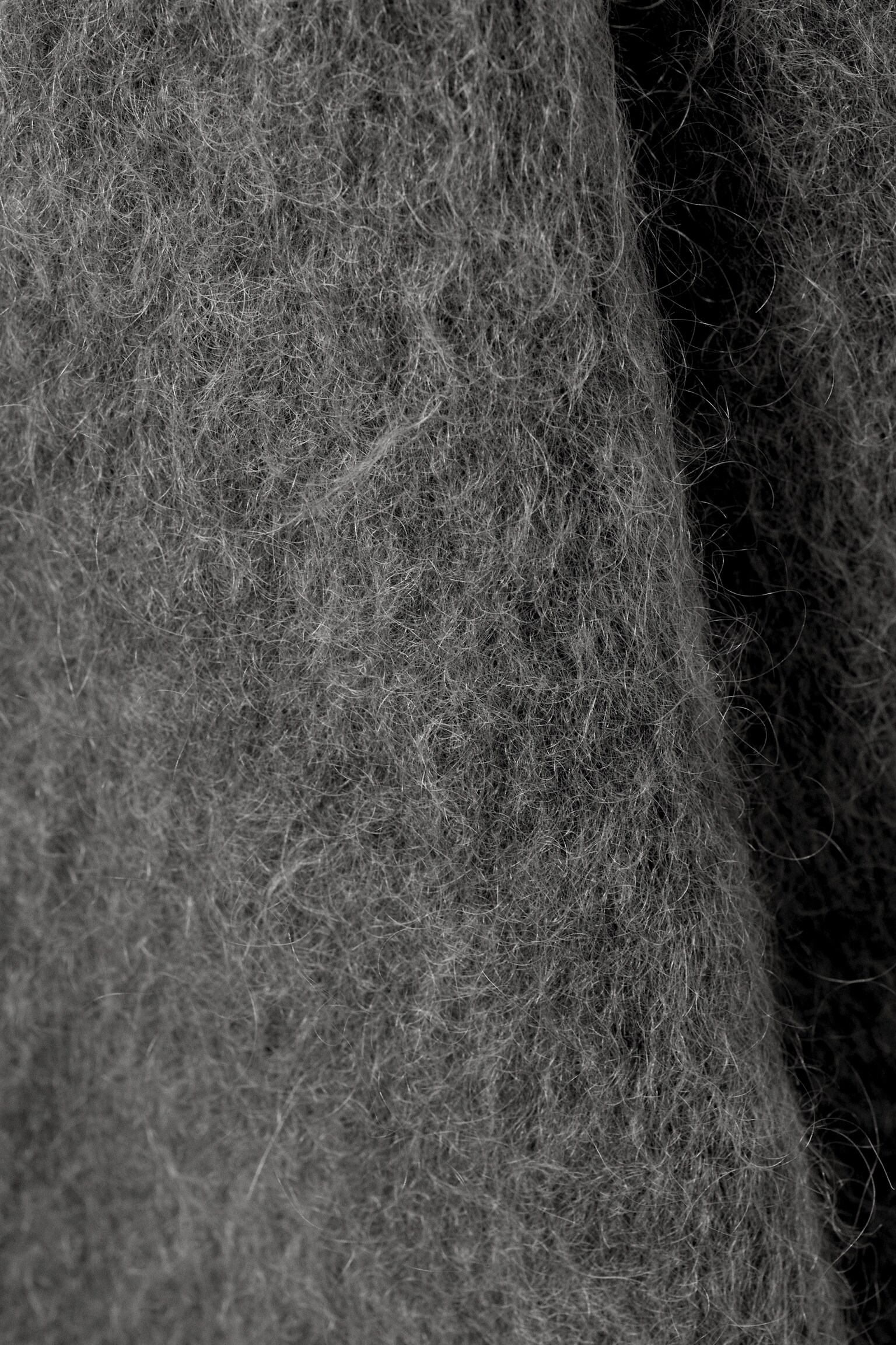 Oversized turtleneck i mohairmix - Mörkgråmelerad/Mörk Brunmelerad - 4