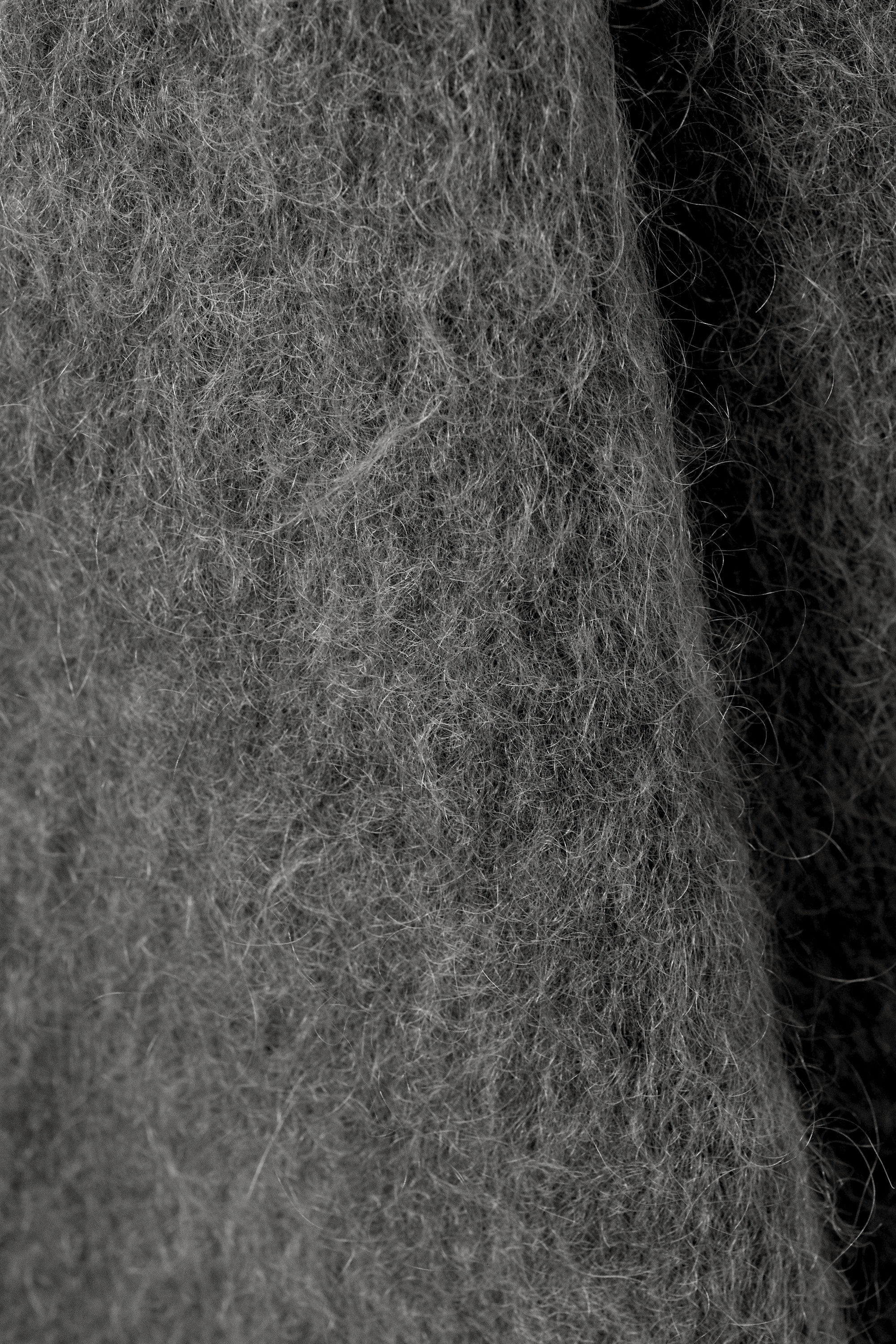 Donkergrijs gemêleerd - Trui van mohairmix met trechterhals - 5