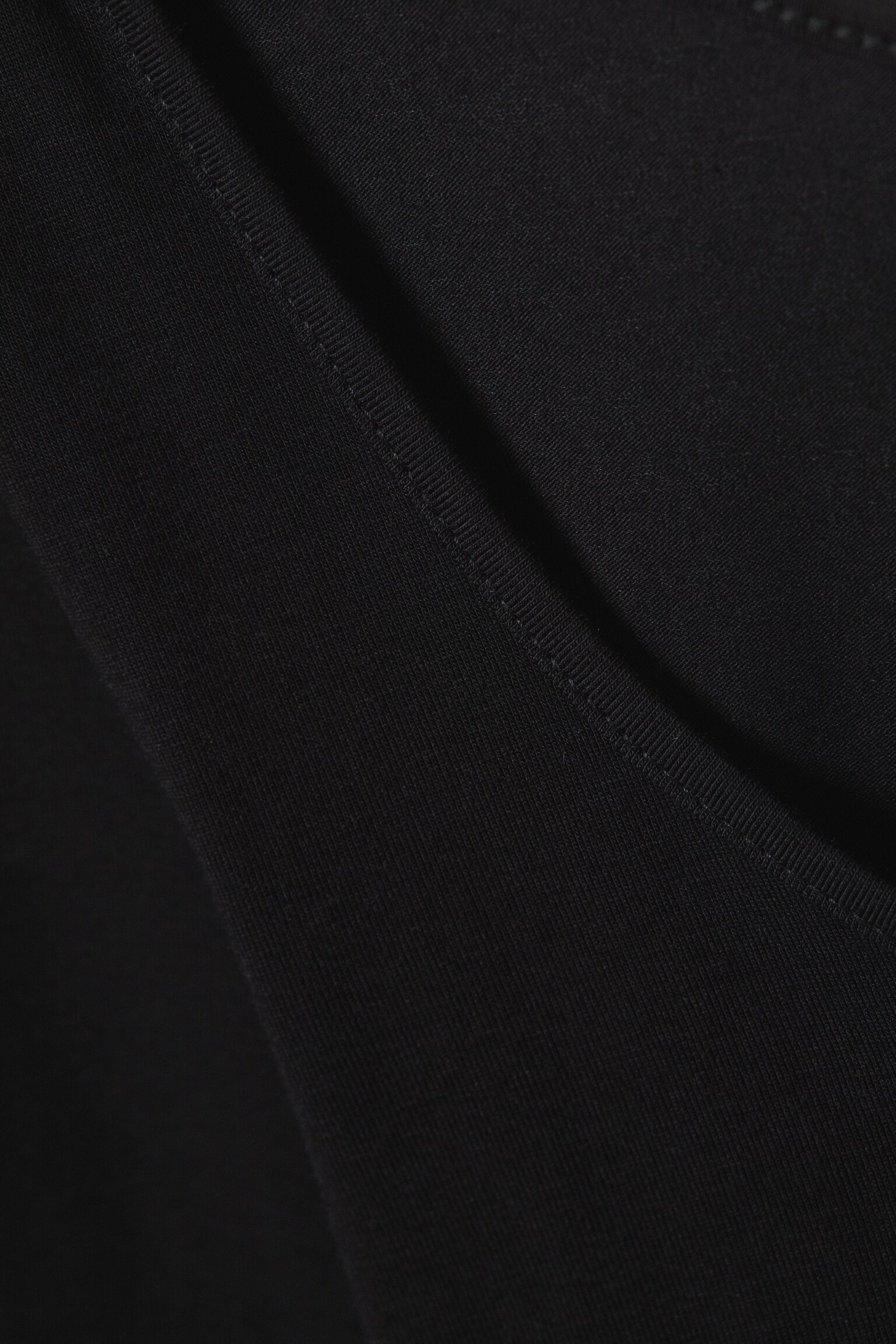 Long-Sleeved Slim Fit Scoop Neck Top - Black/White/Dark Brown/Black & White Stripes/Pink & Burgundy Stripes - 4