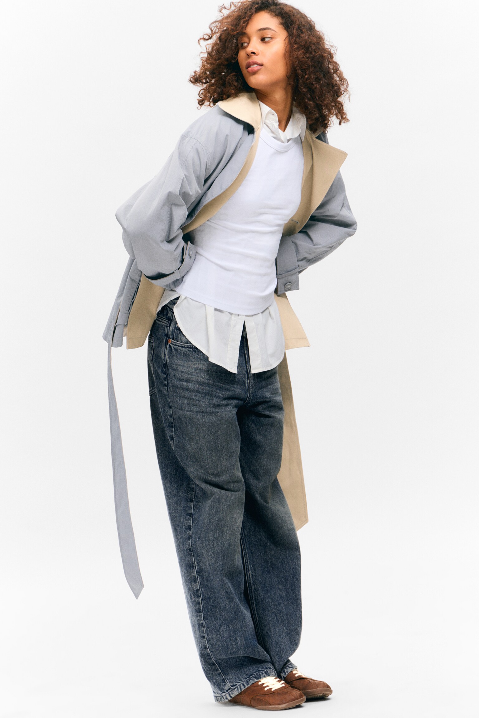 Kort dobbeltradet vendbar trenchcoat - Beige & Light Grey/Beige & Khaki Grøn - 9