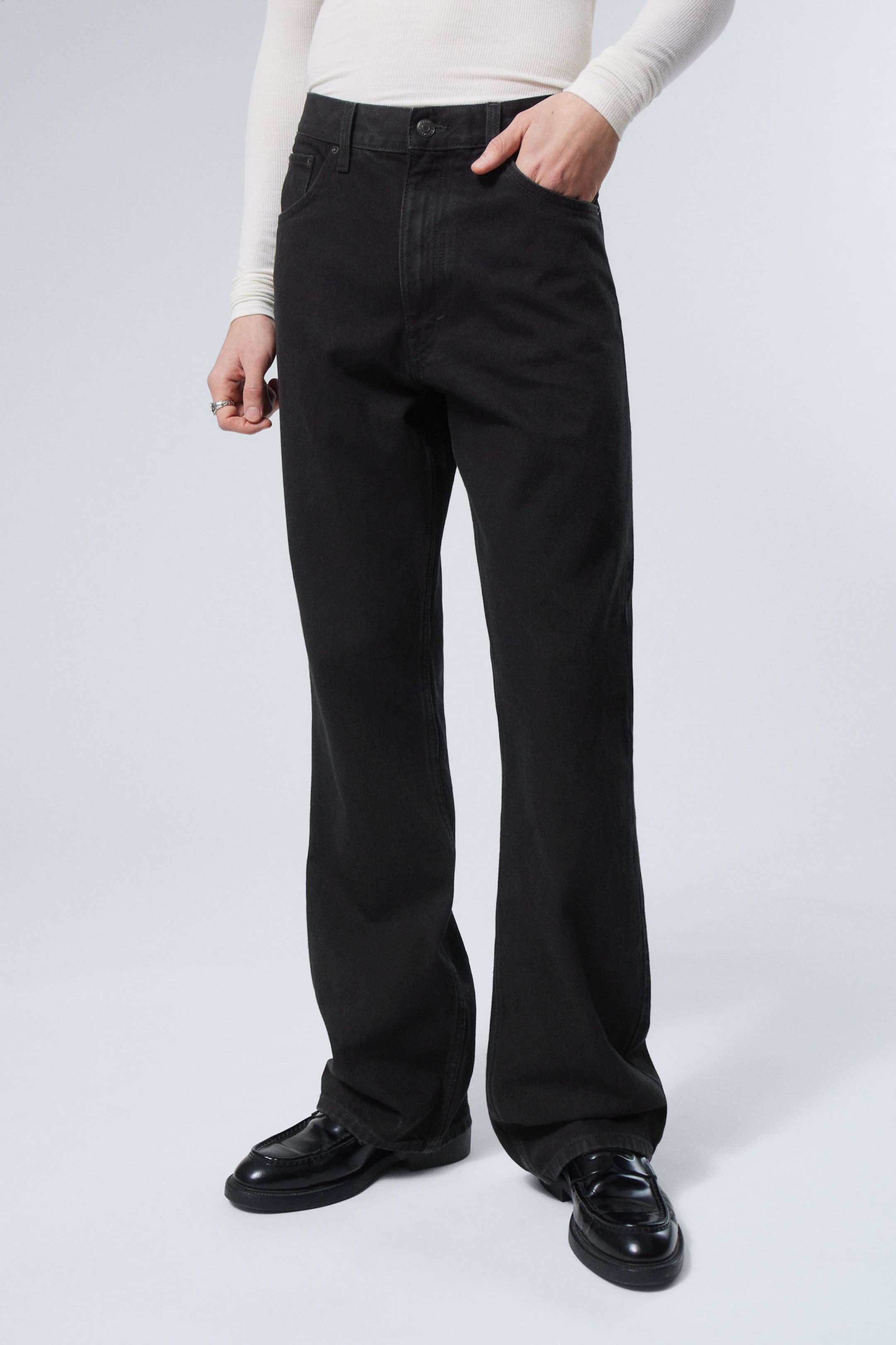 #272628 - Mercury Relaxed Bootcut Leg Jeans - 2