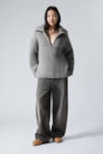 Grau meliert - Rippstrick-Pullover mit Stehkragen und Half-Zip - 0