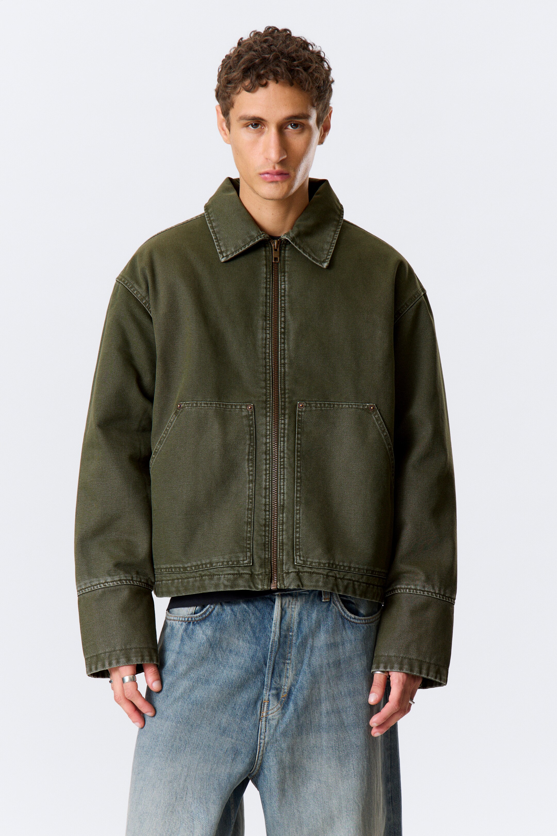 Преглед на по-голямо изображение: Relaxed Washed Utility Jacket - Тъмно каки зелено - МЪЖЕ | H&M BG 1